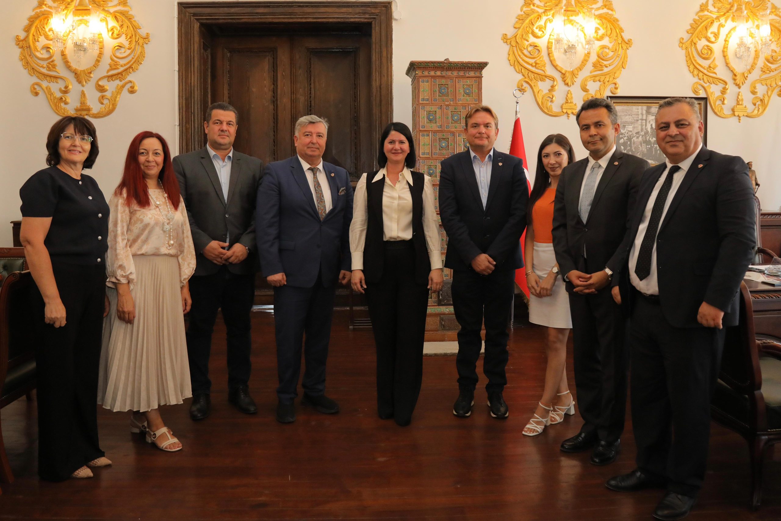 Gencan Akın'dan sınır ötesi iş birliği vurgusu