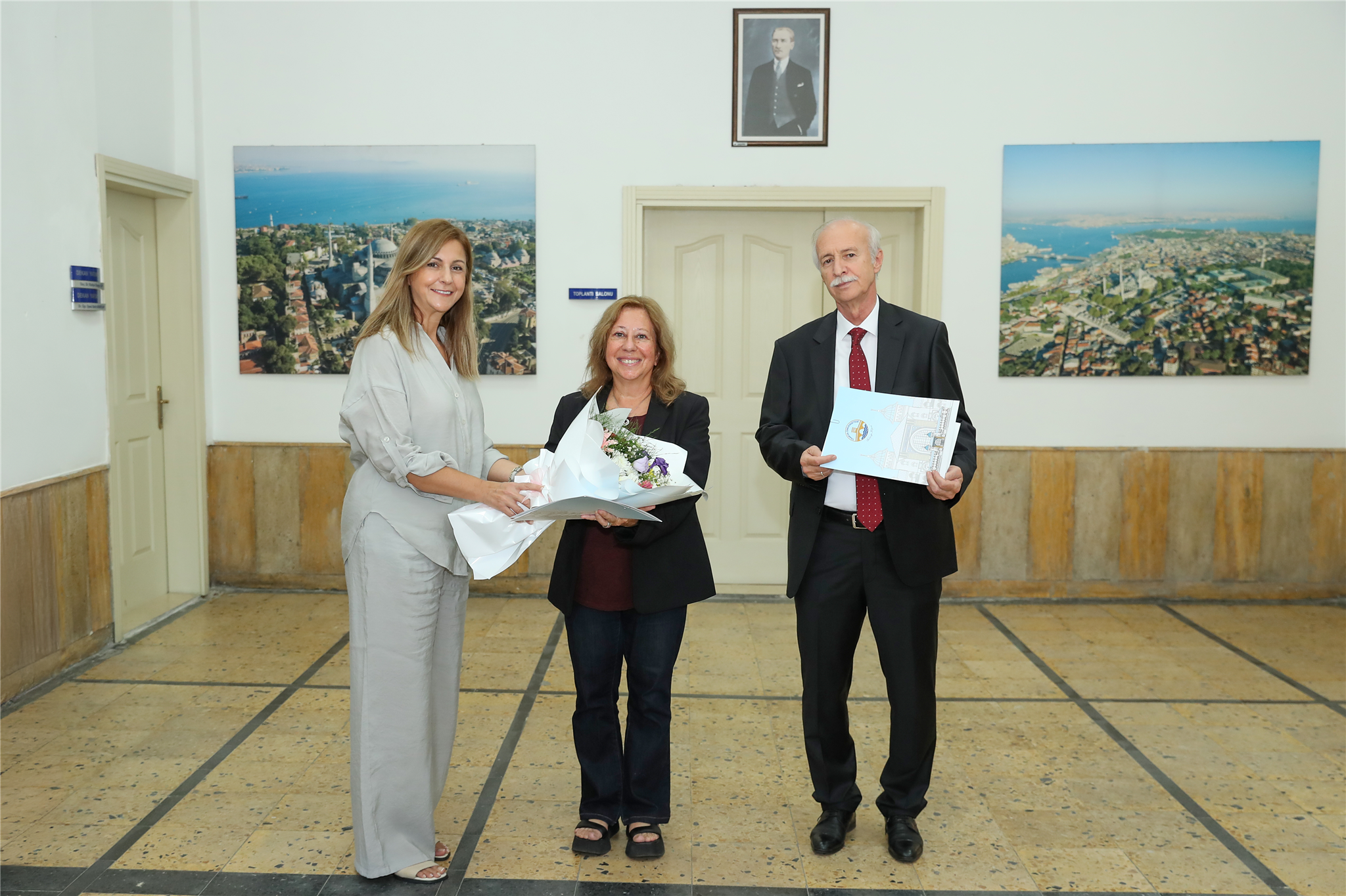 Mimarlık Fakültesi Dekanlığı'nda devir teslim