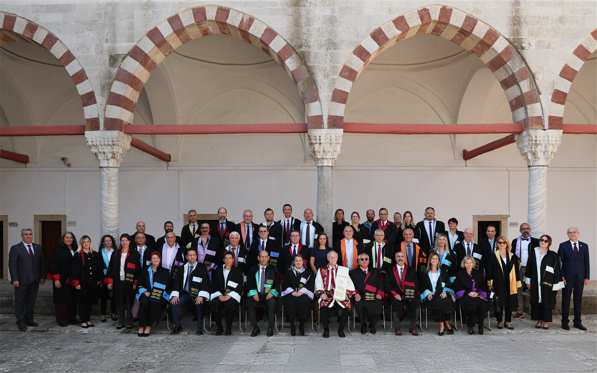 T.Ü.'de dönemin ilk senato ve yönetim kurulu toplantısı