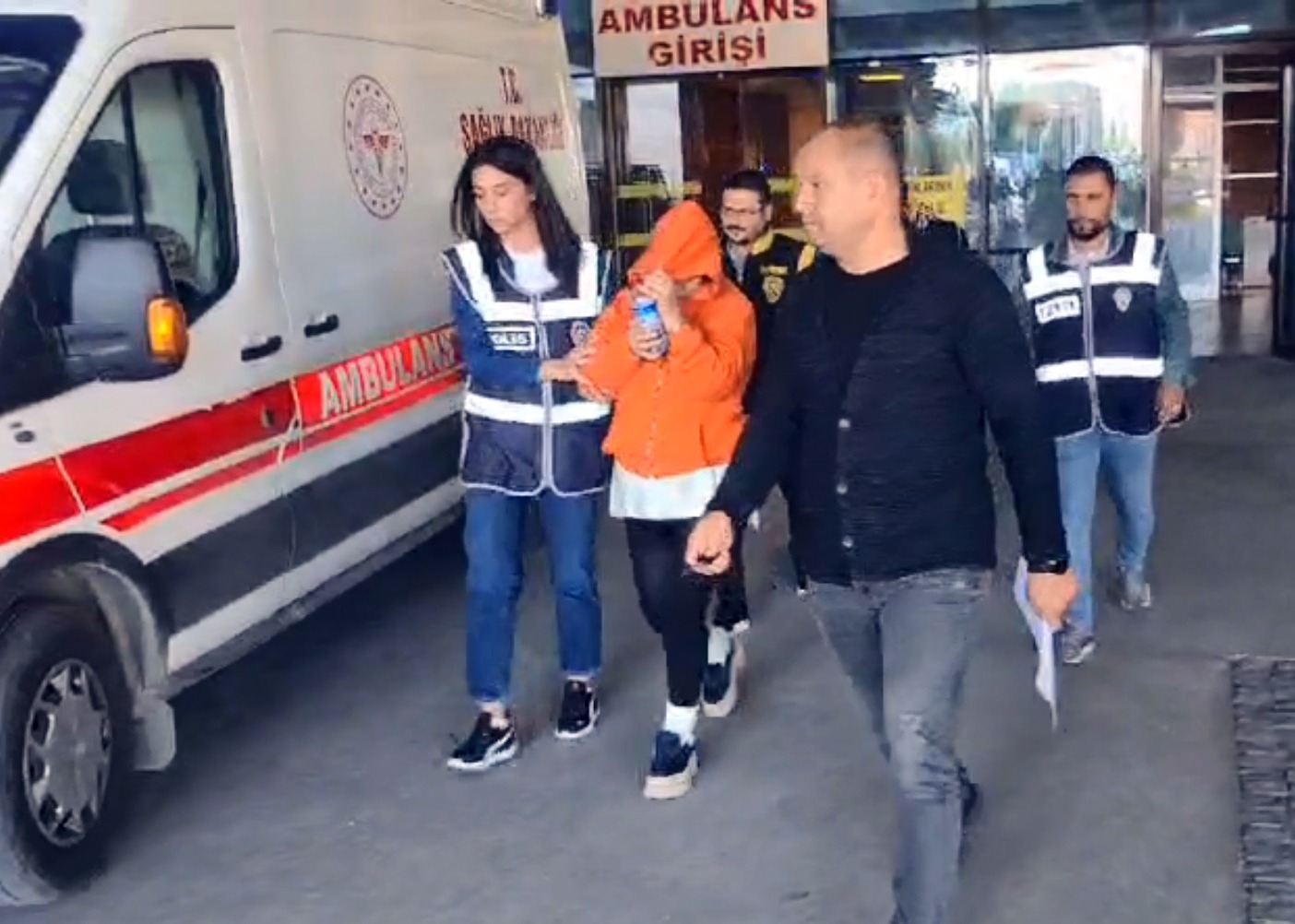 Edirne’de ‘düşük ayarlı’ kuyumcu dolandırıcılığı