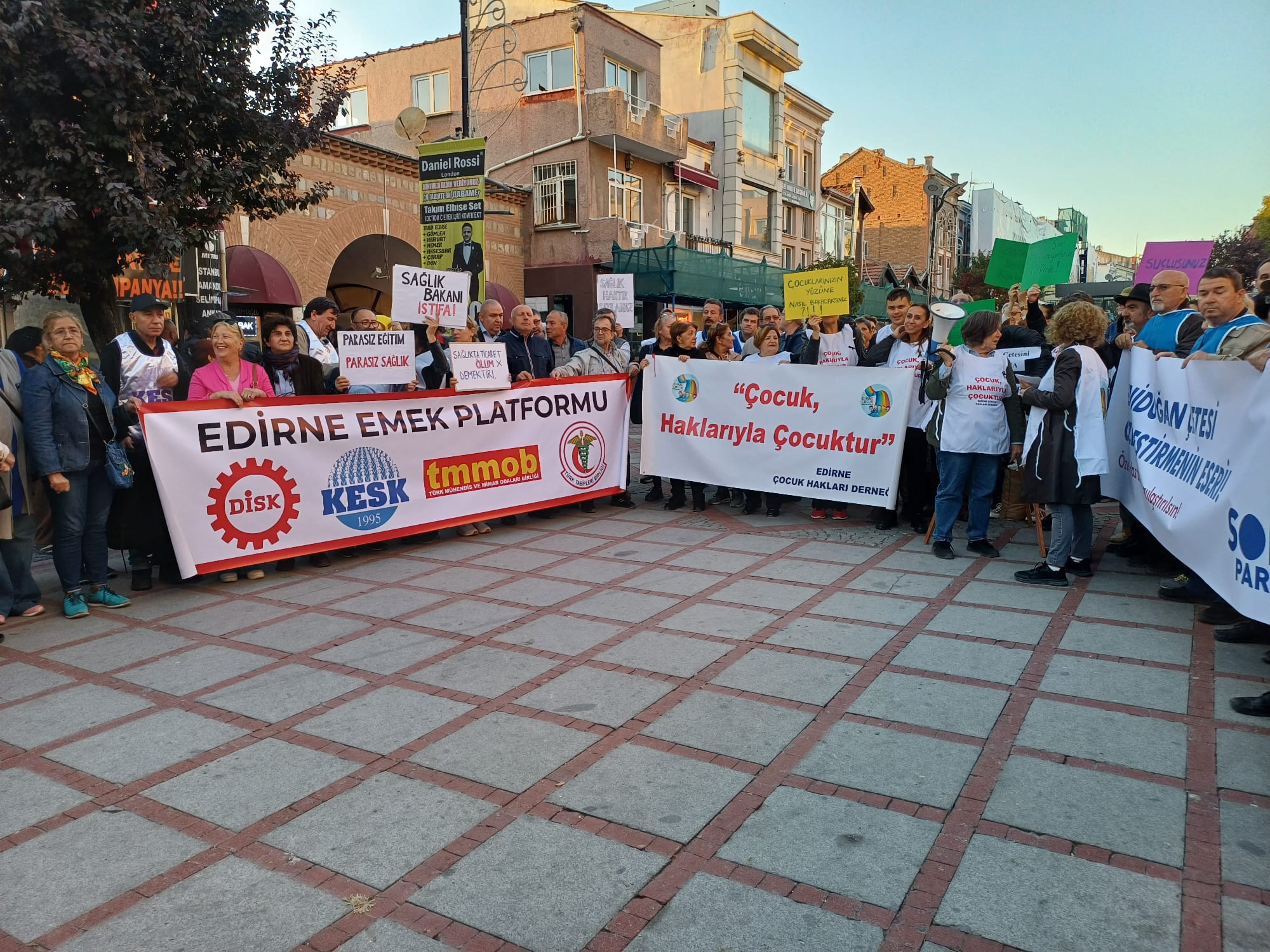 ‘Kayıtsız kalanlar da suçu işleyenler kadar suçlu’