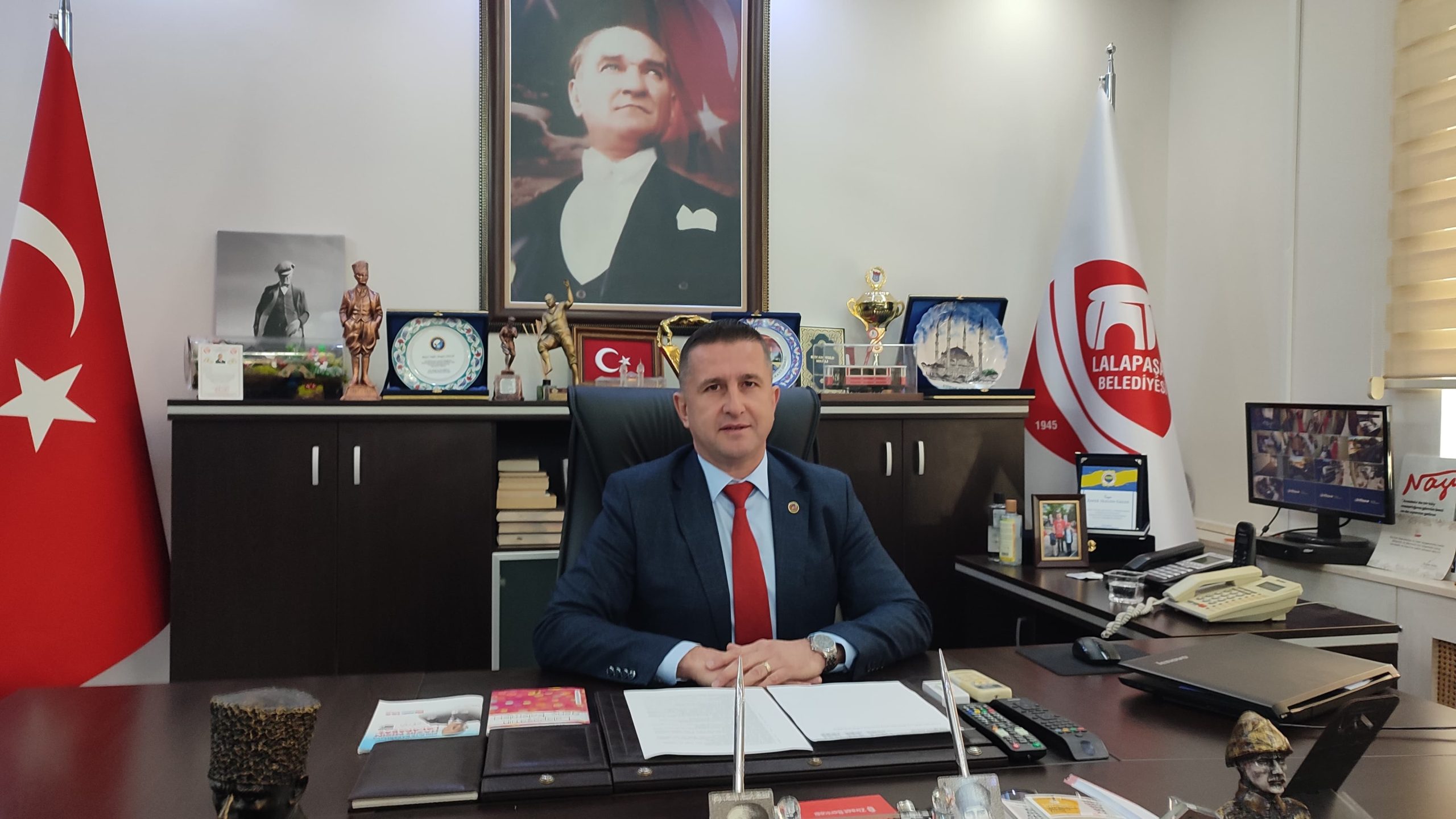 Başkan Geldi; ‘Hem yatırım yapıp hem borcu bitiriyoruz’