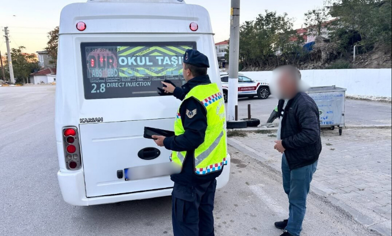 Jandarmadan 3 servis sürücüsüne ceza