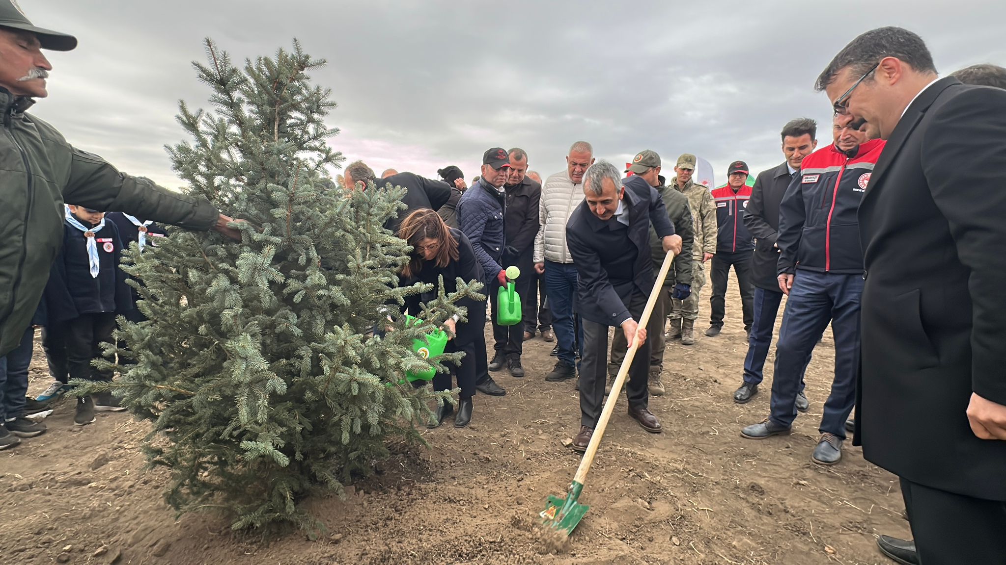 Geleceğe nefes için 2 bin fidan!