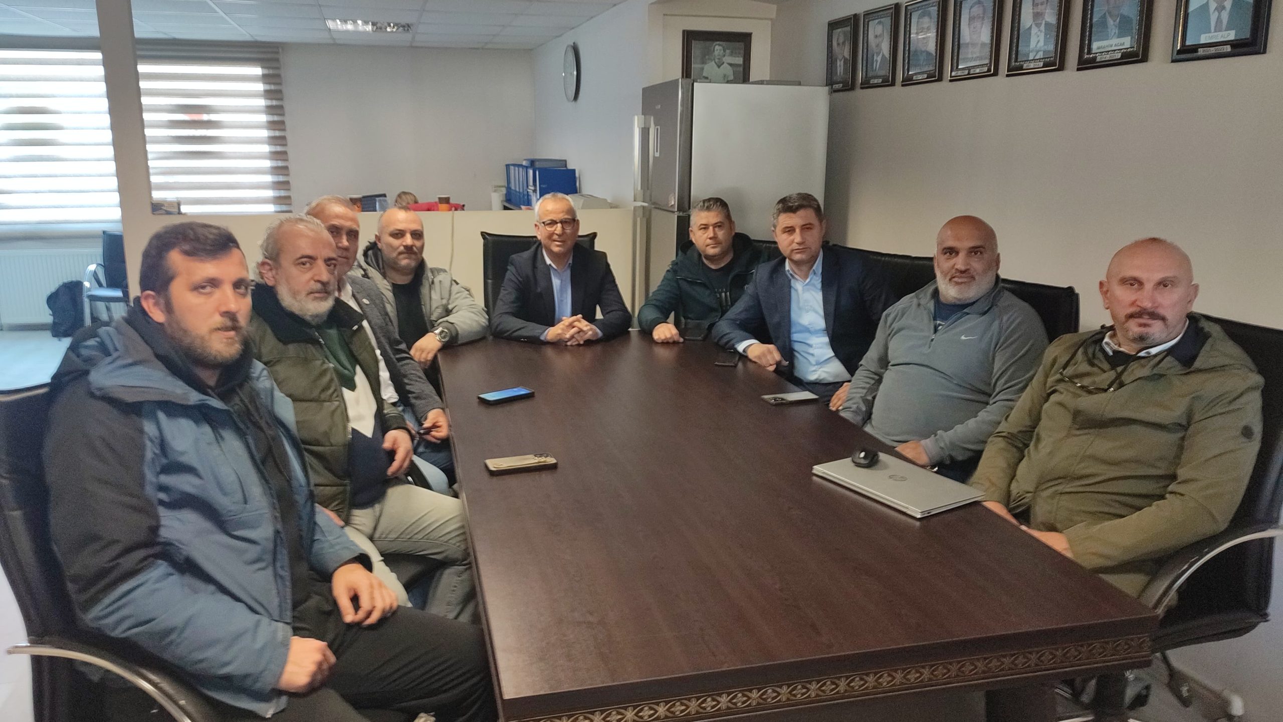 Rüşvet iddiaları ve tehditlere suç duyurusu