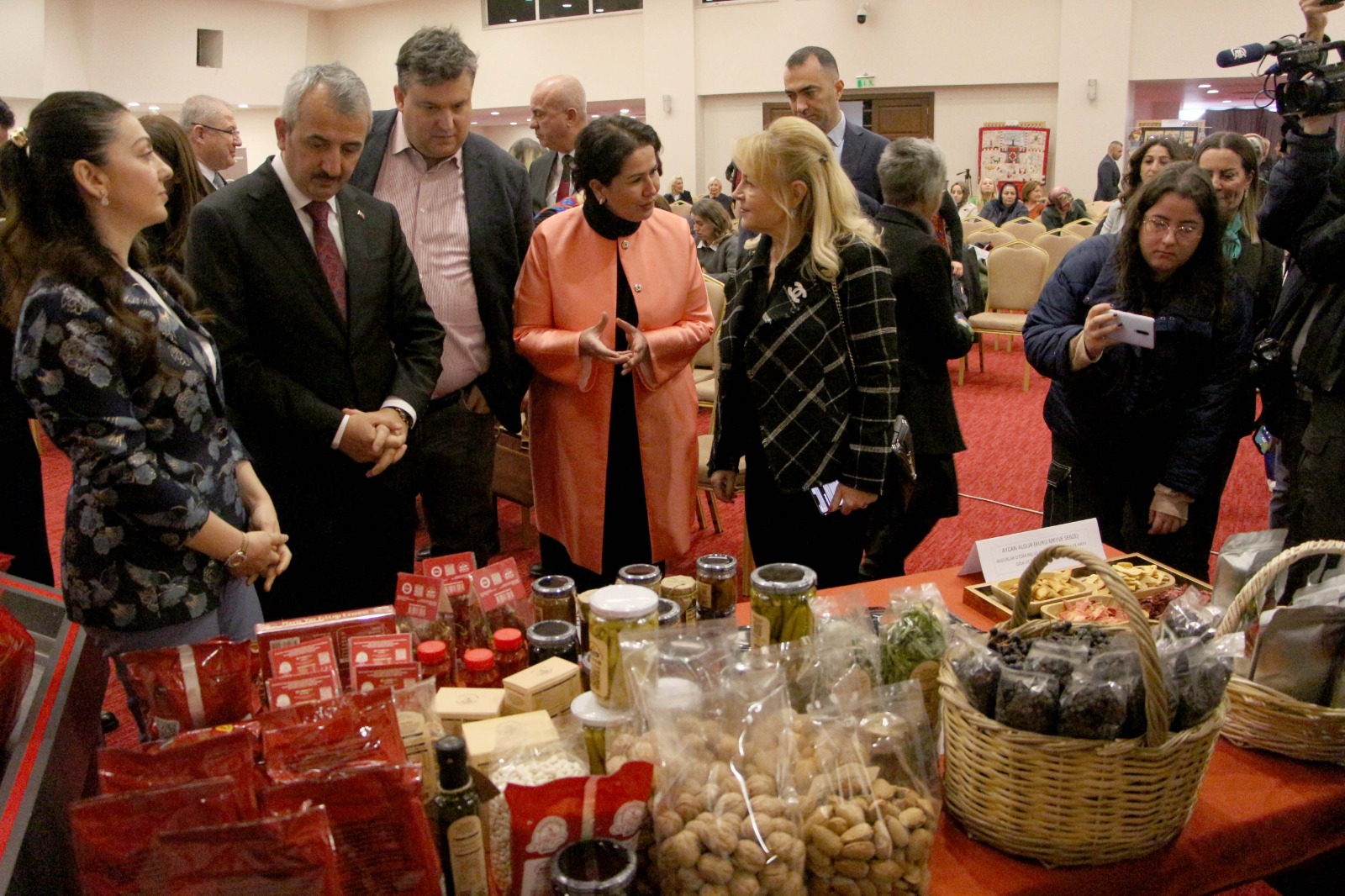 Üretici kadınlara ‘Shopsa Akademi’ eğitimi