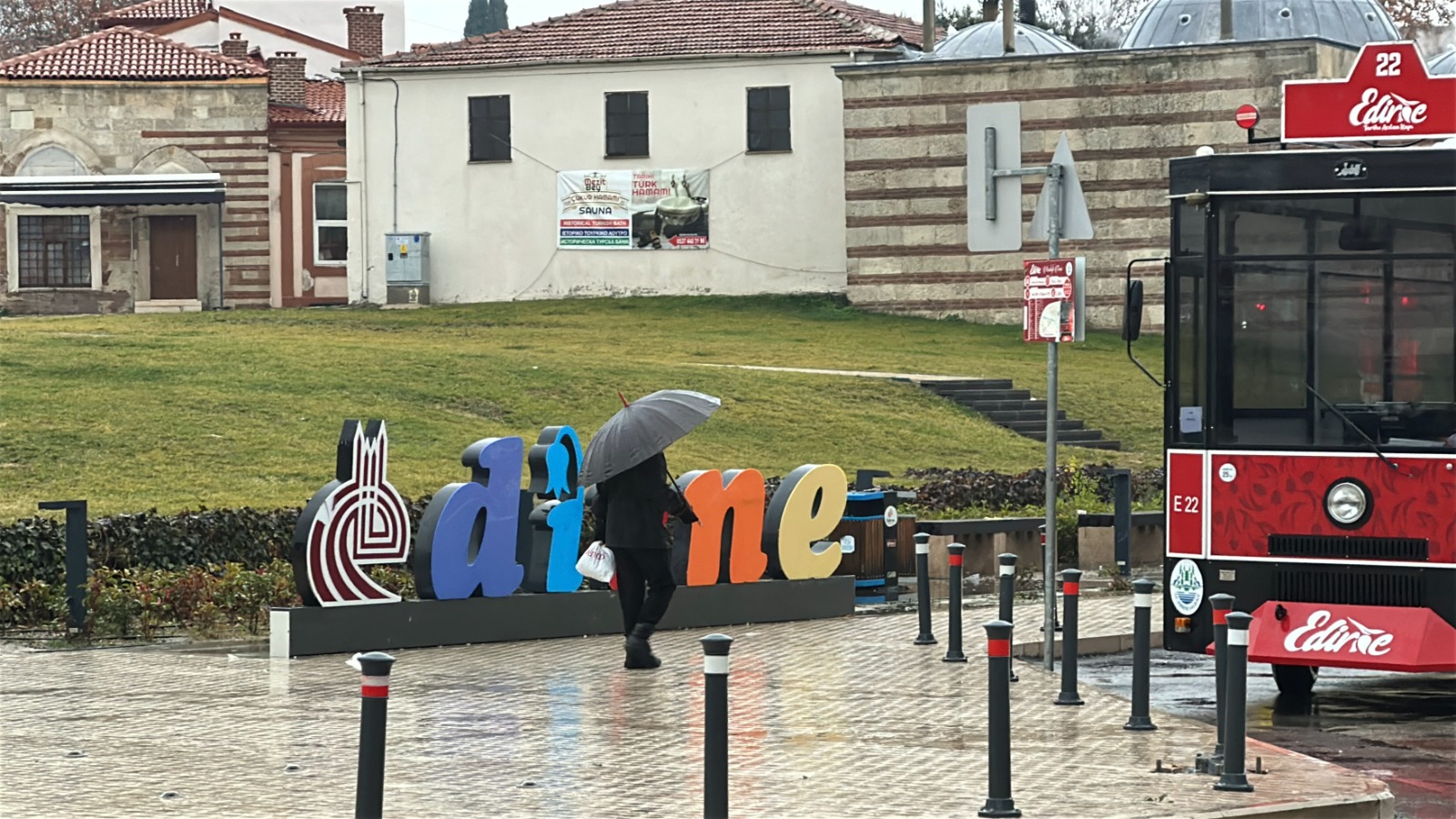 Edirne sağanak yağışa teslim