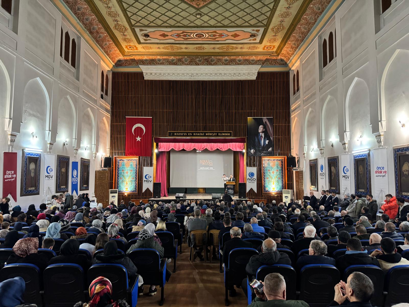 AGD'den 'Mekke'nin Fethi ve Kudüs Gecesi' programı