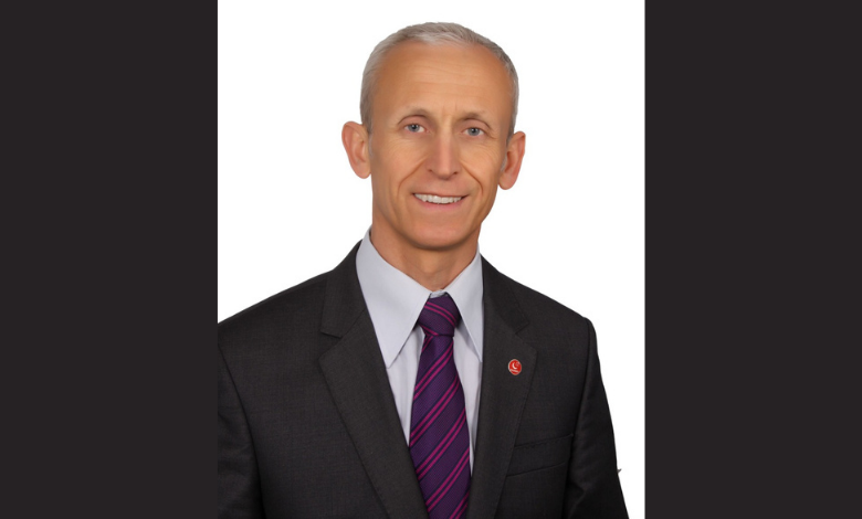 'Seçim vaatleriyle hayal satmış olmadınız mı?'