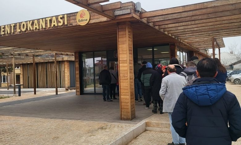 Kent Lokantası'nda yemekler Altunhan'dan