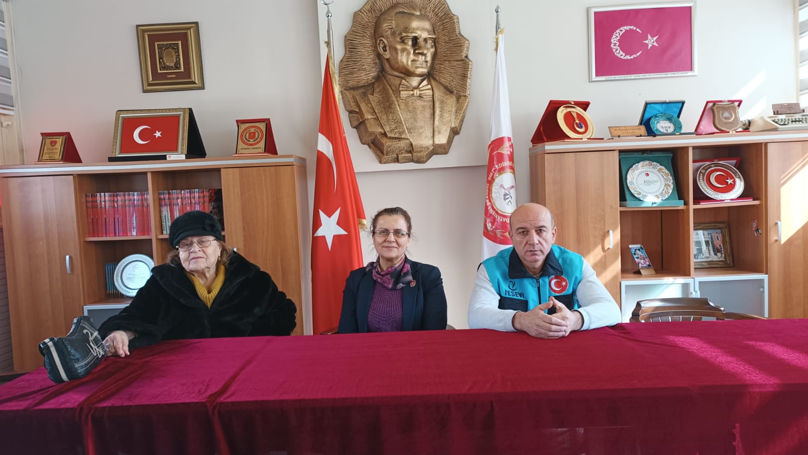 Yesevi Hareketi şehit aileleriyle buluştu