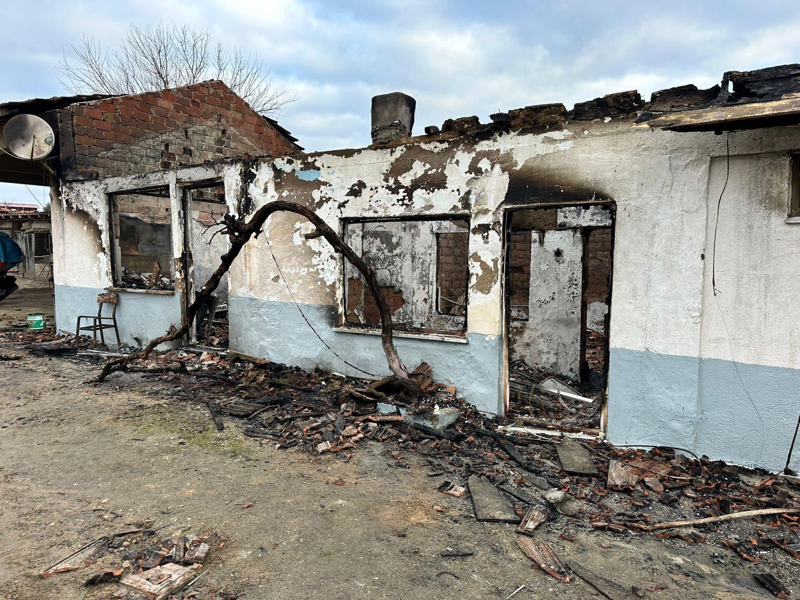 Yalnız yaşayan kadın, evde çıkan yangında öldü