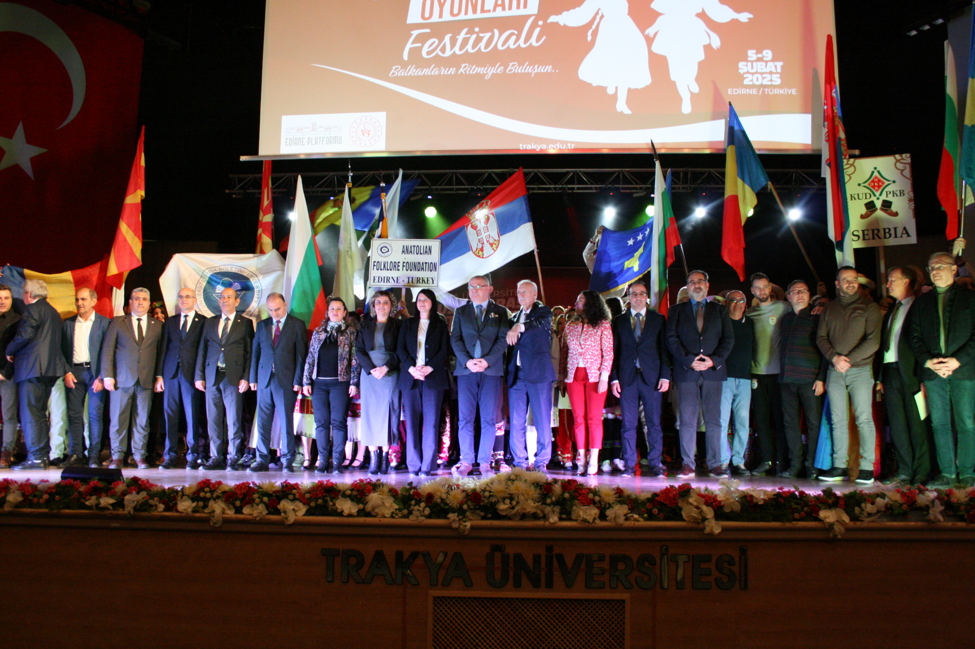 Balkan Halk Oyunları Festivali’ne gösterisiz açılış töreni