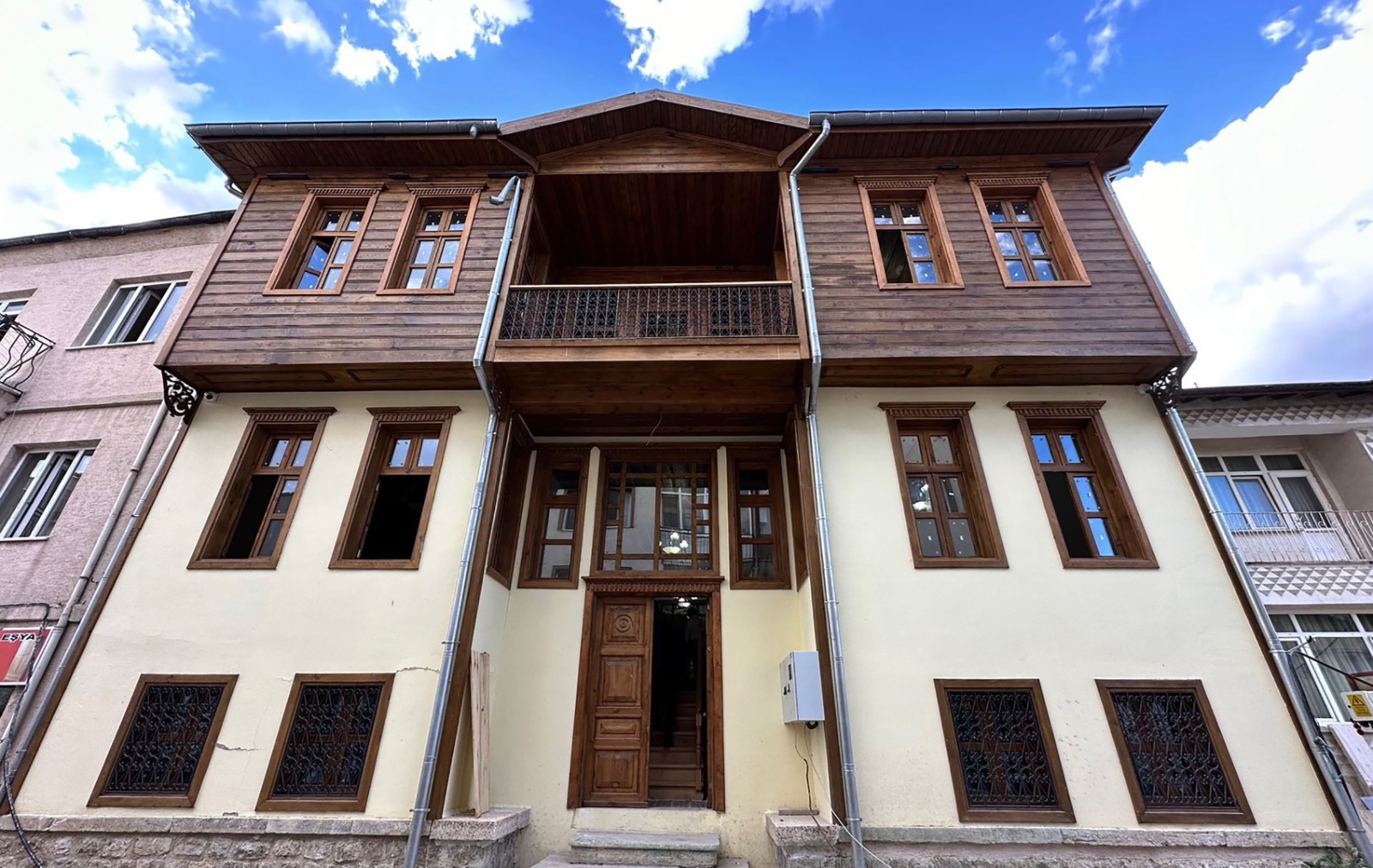 İlhan Koman Konağı'nda konaklama ücretleri belirlendi