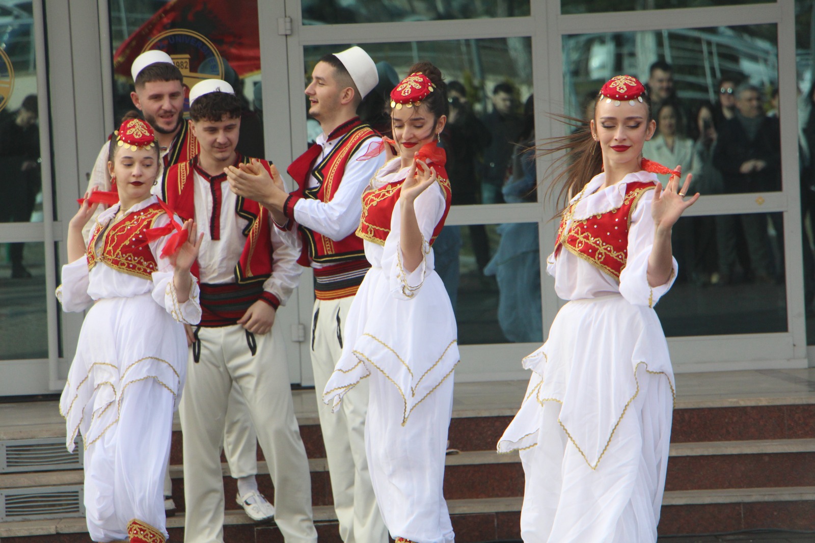 T.Ü.’den Balkanlar’ı buluşturan halk oyunları festivali