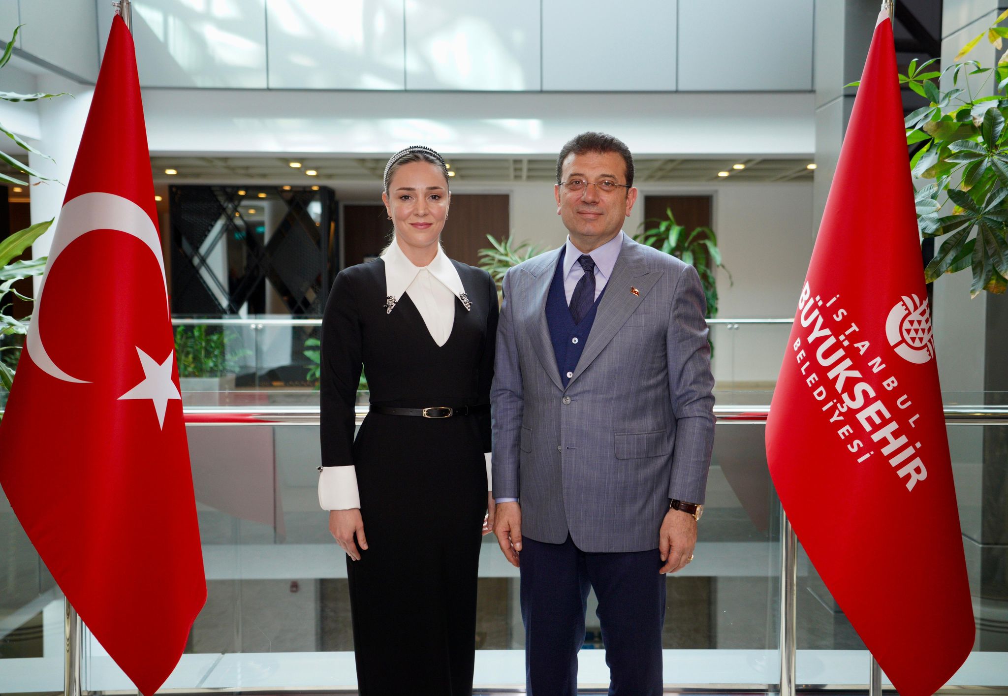 "İmamoğlu'yla aynı yolda yürümekten gurur duyuyorum"