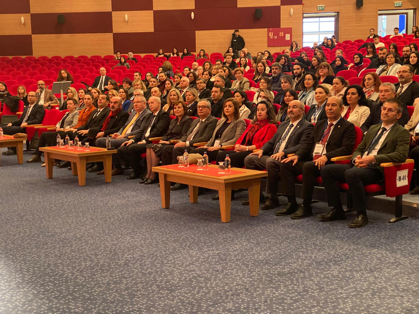 T.Ü. 1. Toplumsal Katkı Çalıştayı’nda buluştu