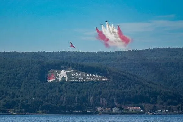Çanakkale’de Türk Yıldızları gösterisi: