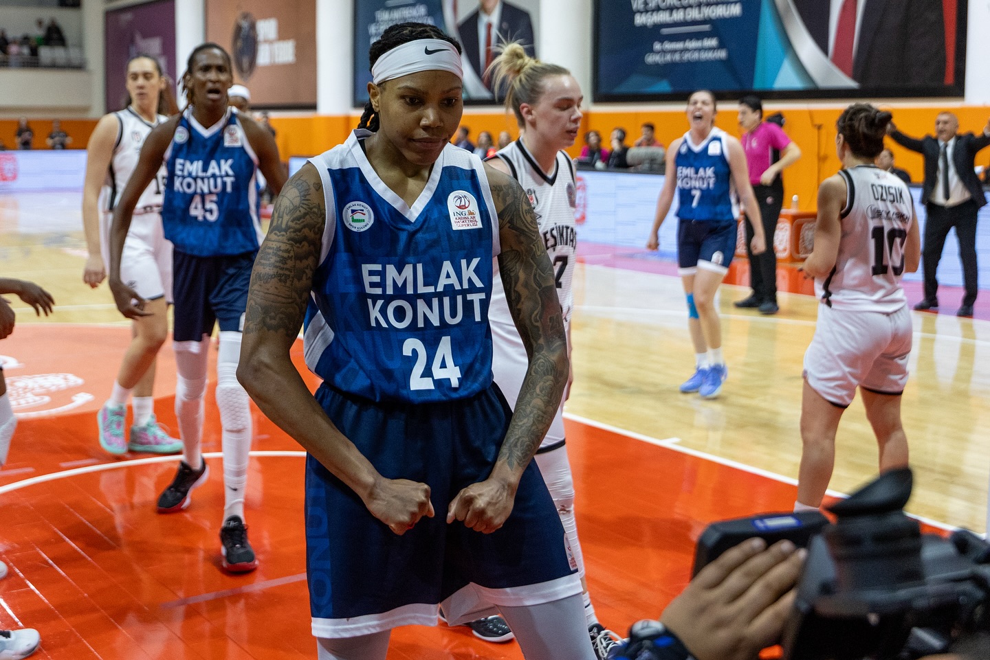 Kupada diğer finalist Emlak Konut!