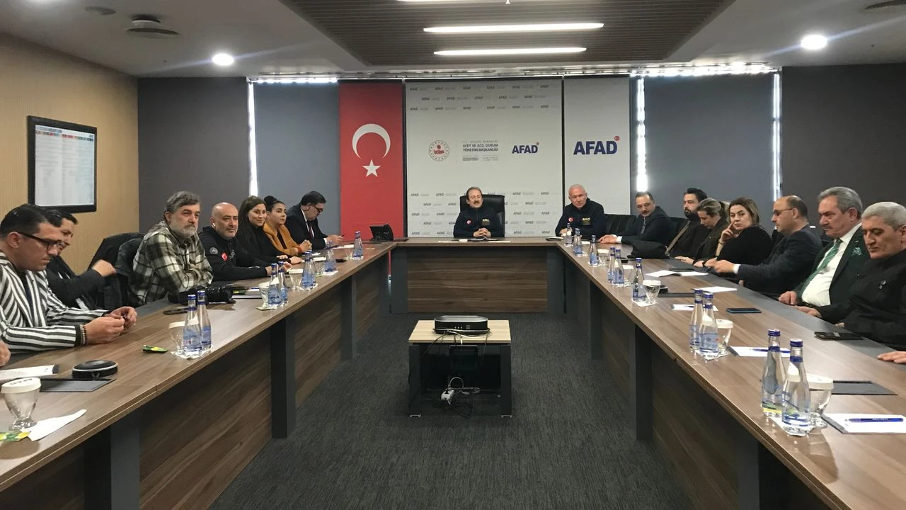 TİMBİR heyeti AFAD'da; AFAD Başkanı Pehlivan: Ege'de depremler azaldı