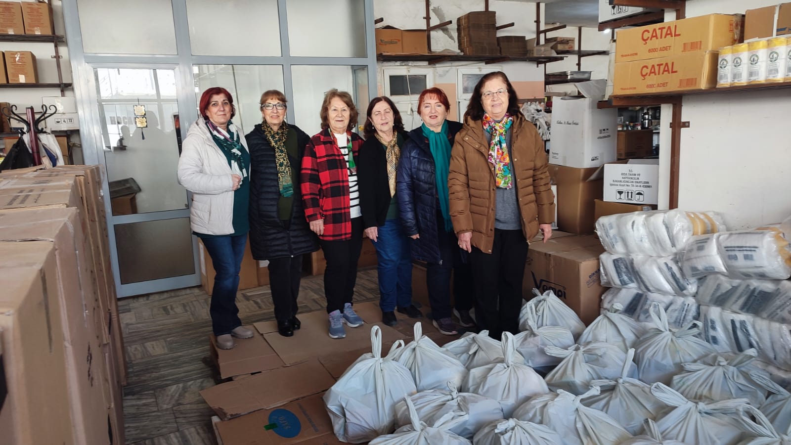 TYSD’den 120 aileye erzak yardımı