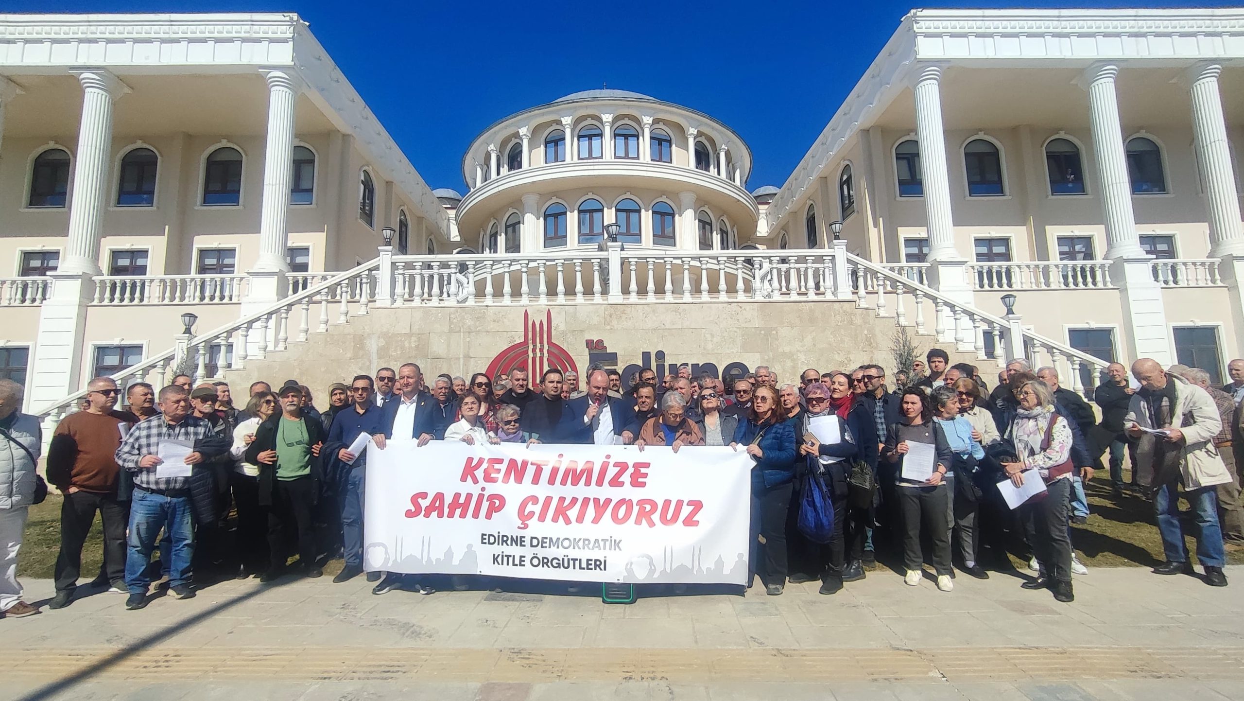 Kentlilerden belediyeye ‘yurt’ tepkisi