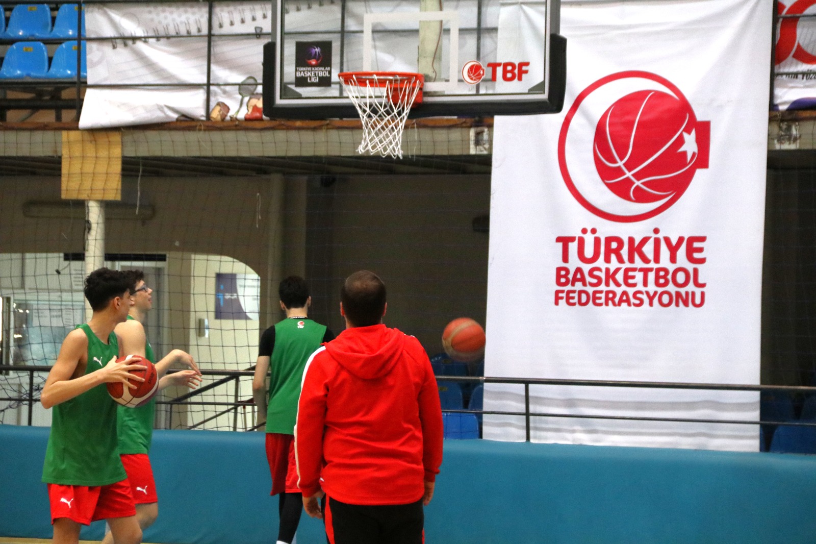 Yıldızlar Edirne’de kampta