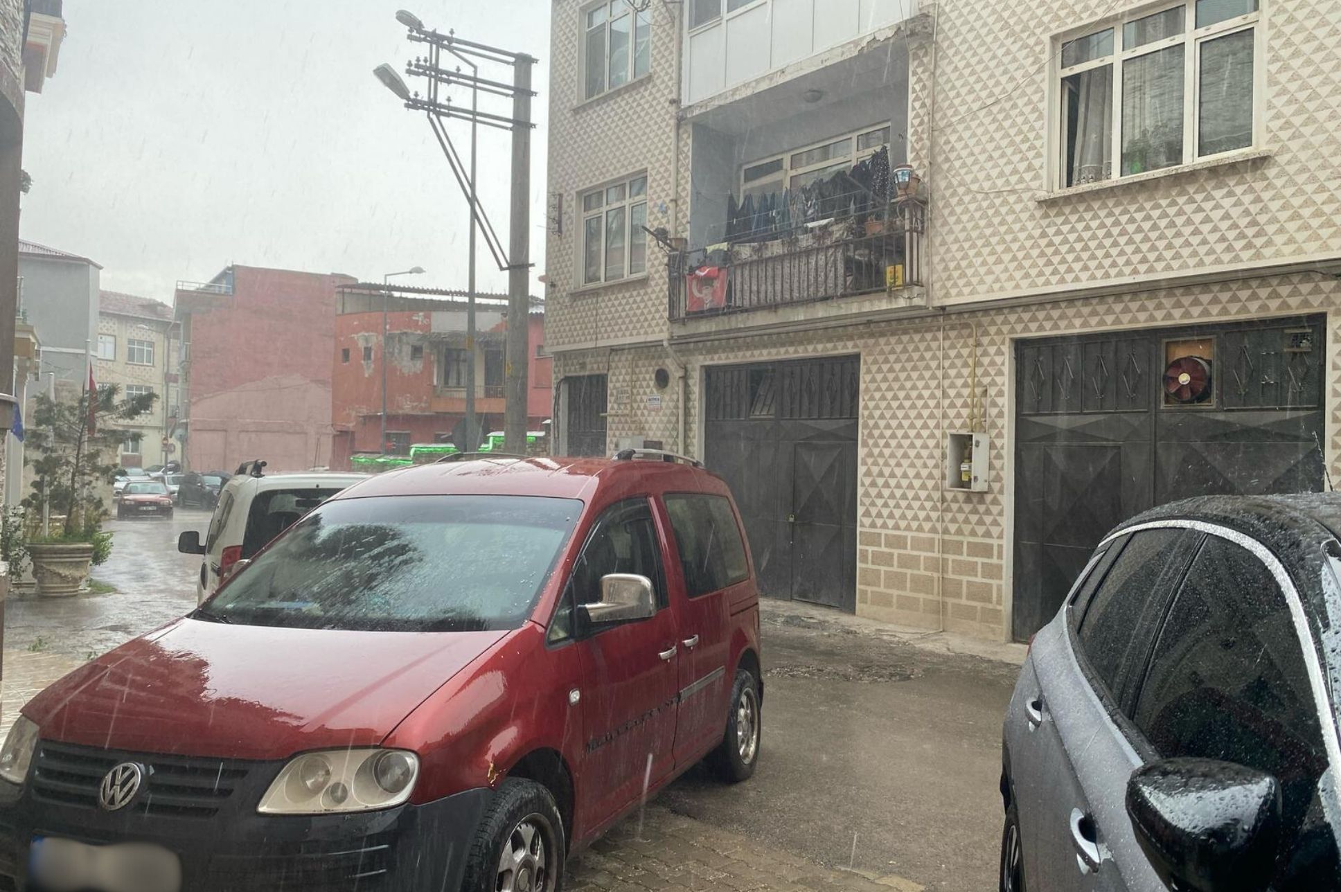 Beklenen yağış başladı