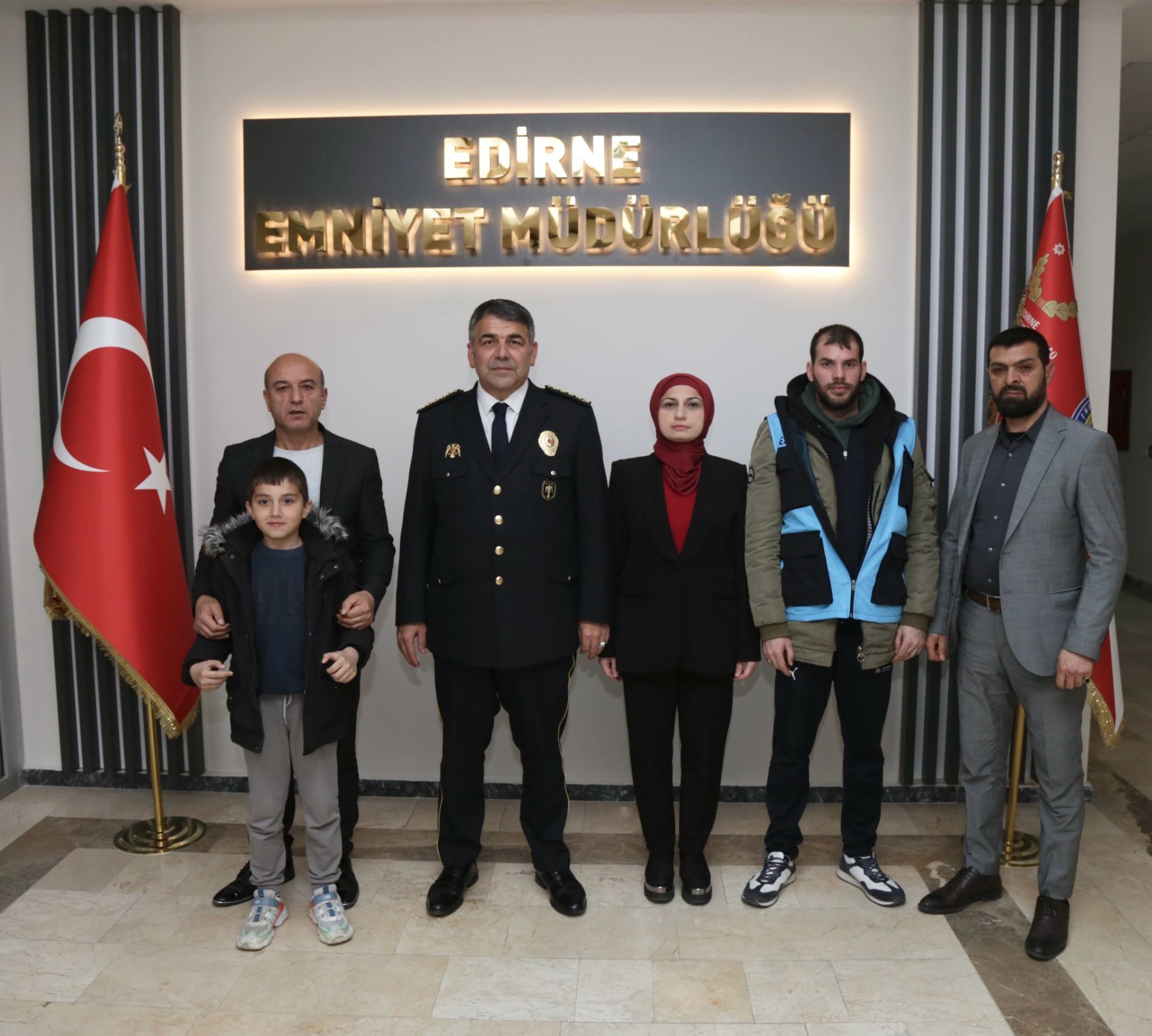 Yesevi Hareketi'nden Emniyet Müdürü Karaburun’a ziyaret