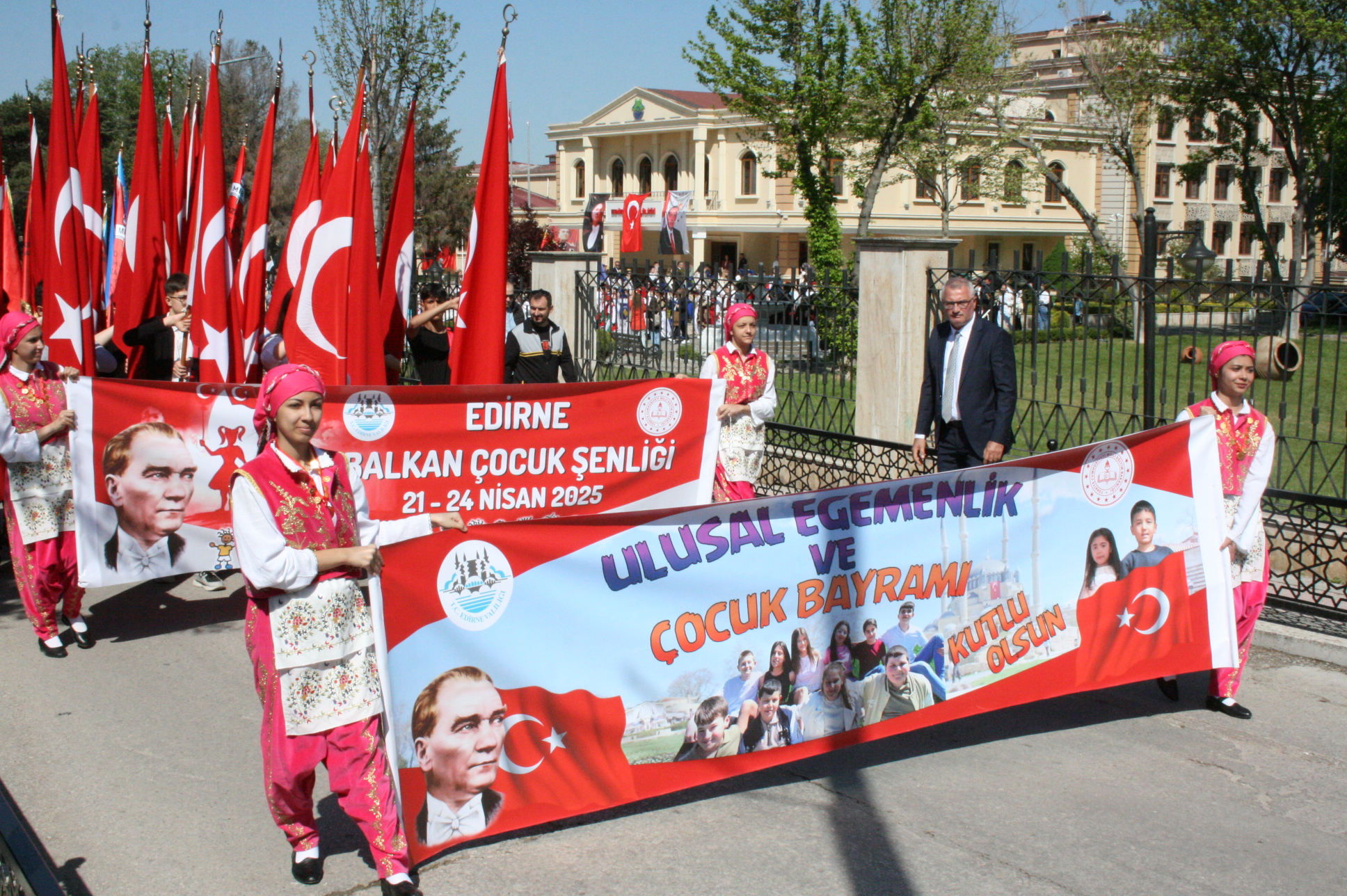 Gün çocukların günü!