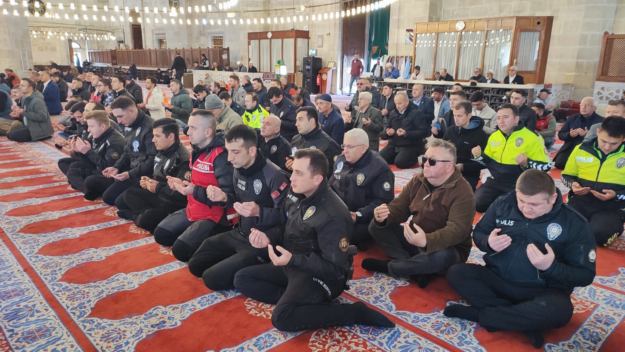 Polis teşkilatı şehitleri için mevlit