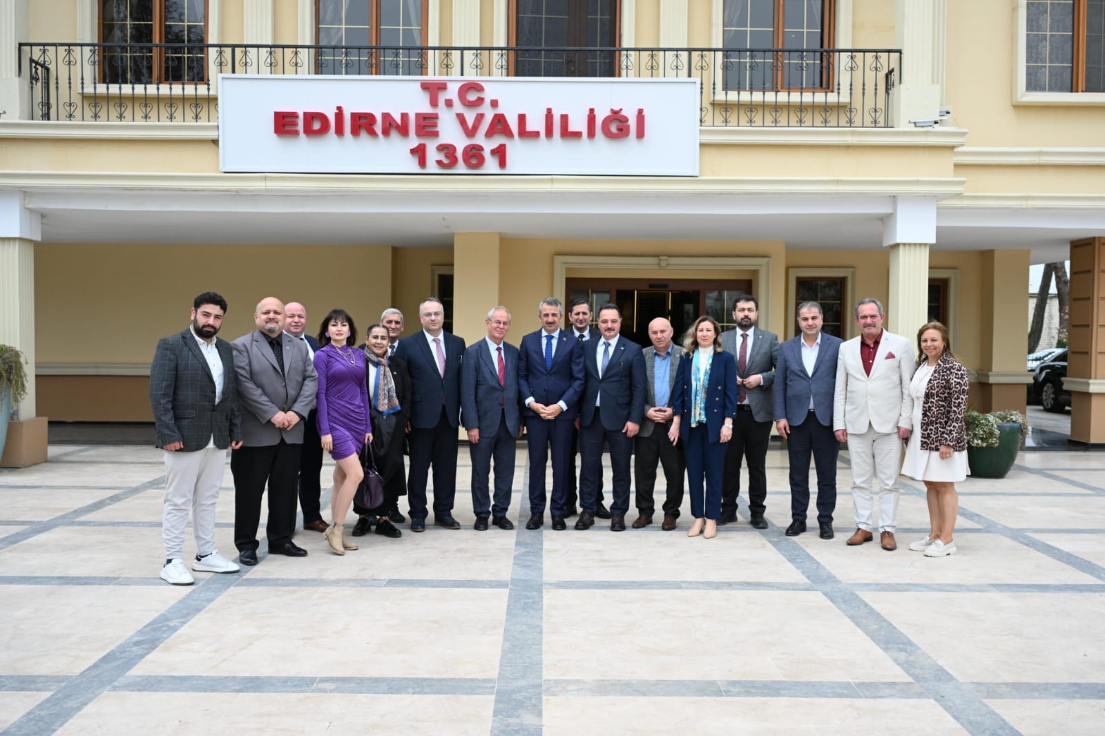 TİMBİR’den Vali Sezer’e ziyaret