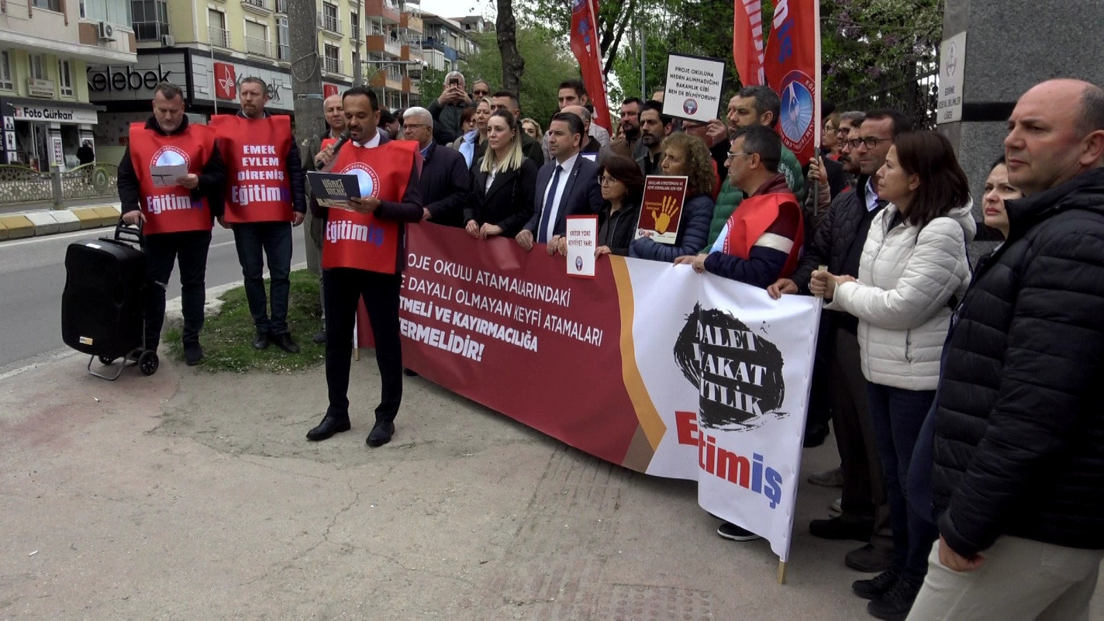 MEB’e ‘atama’ tepkileri sürüyor