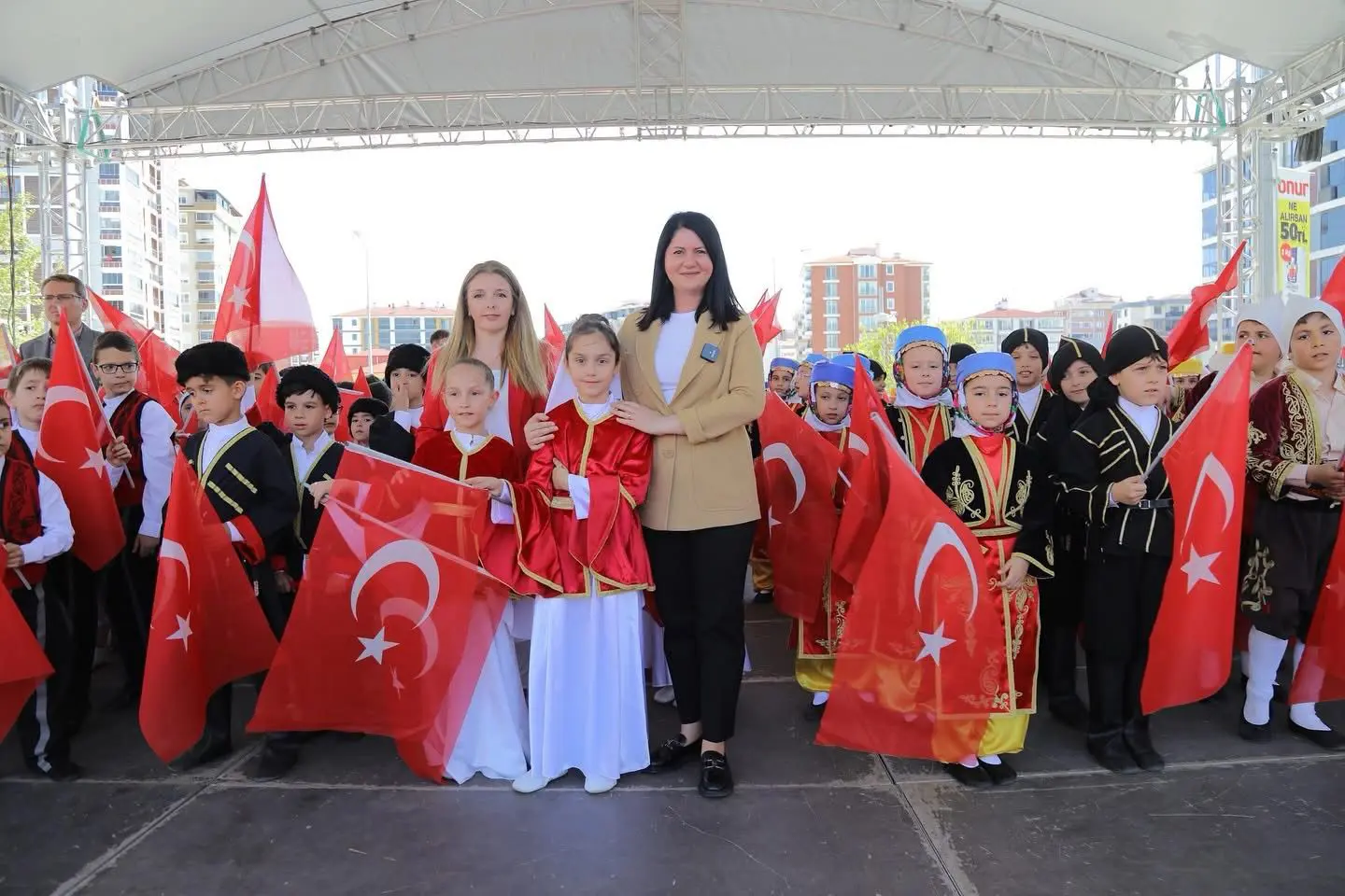 Belediyeden çocuklara erken bayram