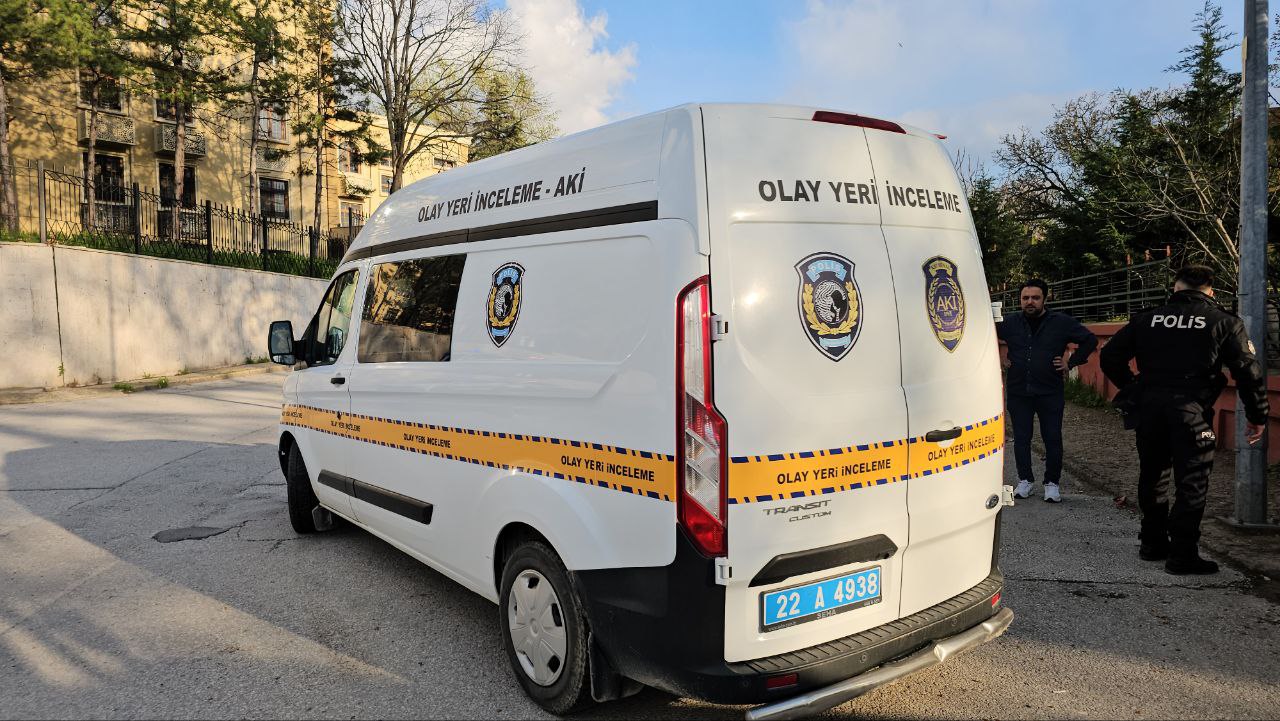 Okul bahçesinde korkunç cinayet!