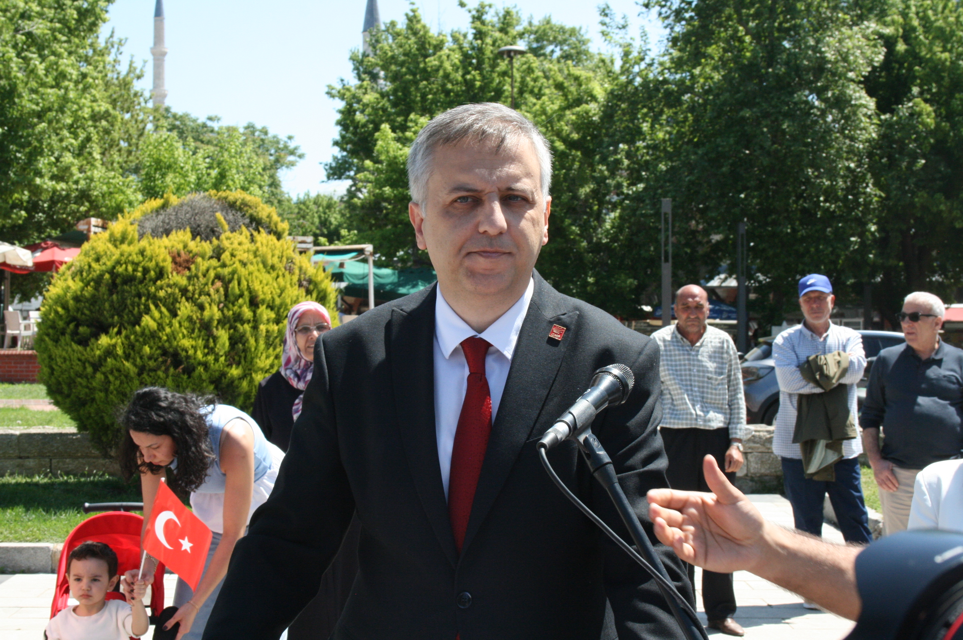 Üner'den Ak'a sert tepki