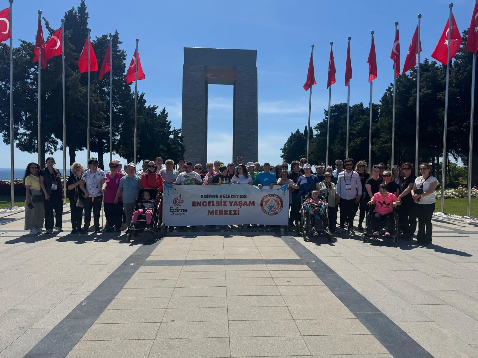 Engelliler Haftası'nda Çanakkale gezisi