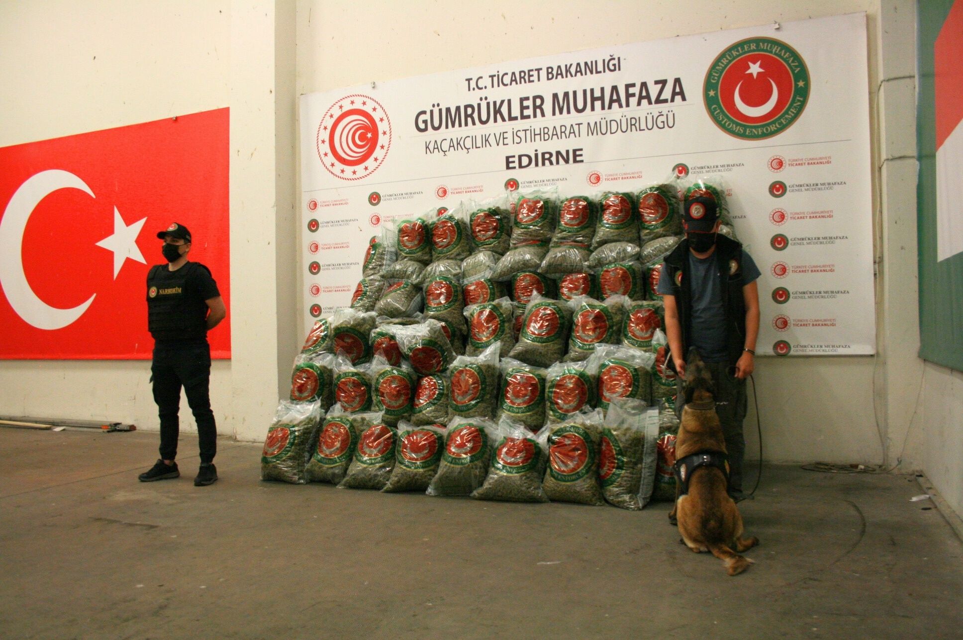 233 milyonluk zehir gümrüğe takıldı