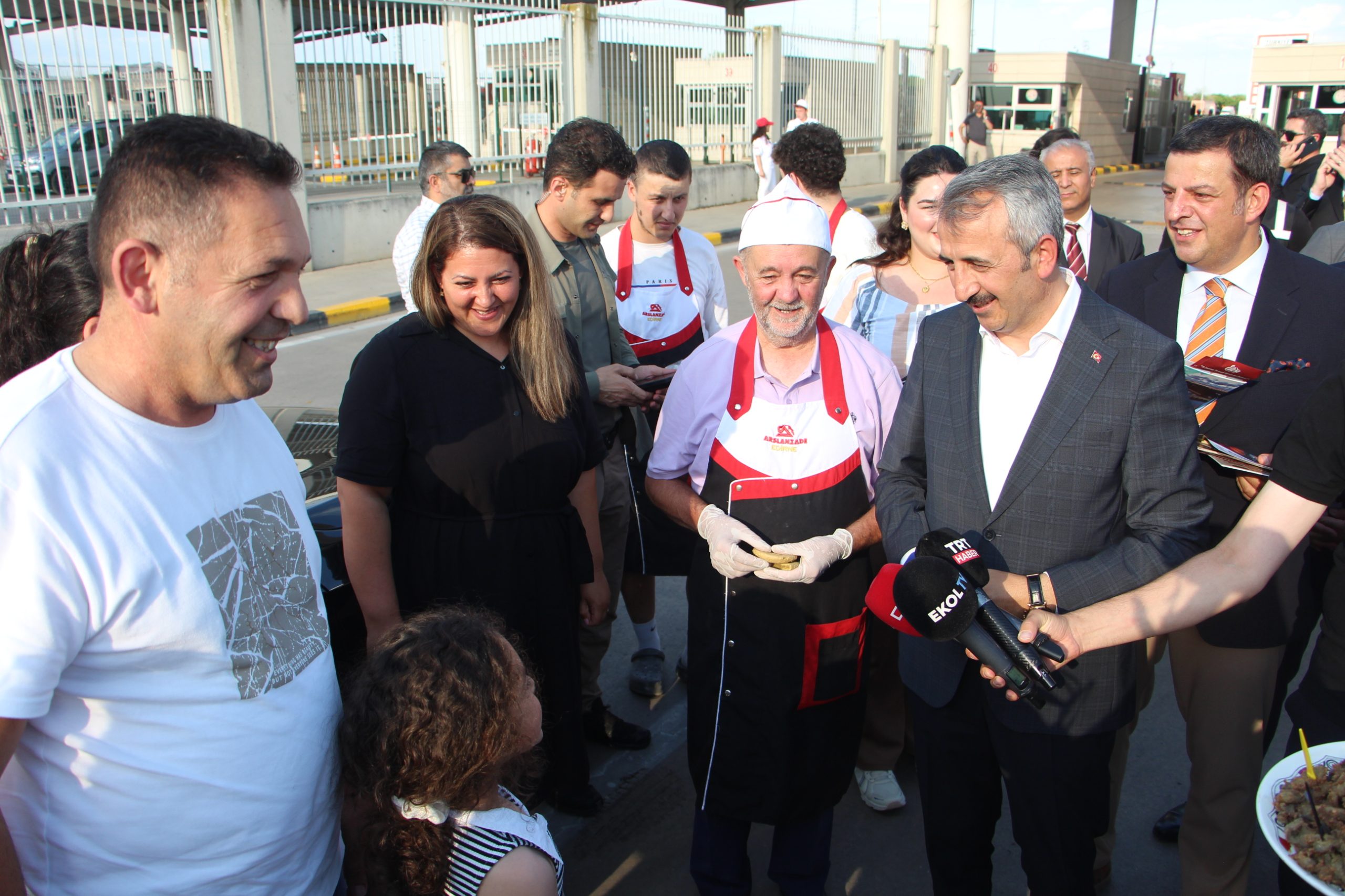 Gurbetçiler anavatana vardı, coşkuyla karşılandı