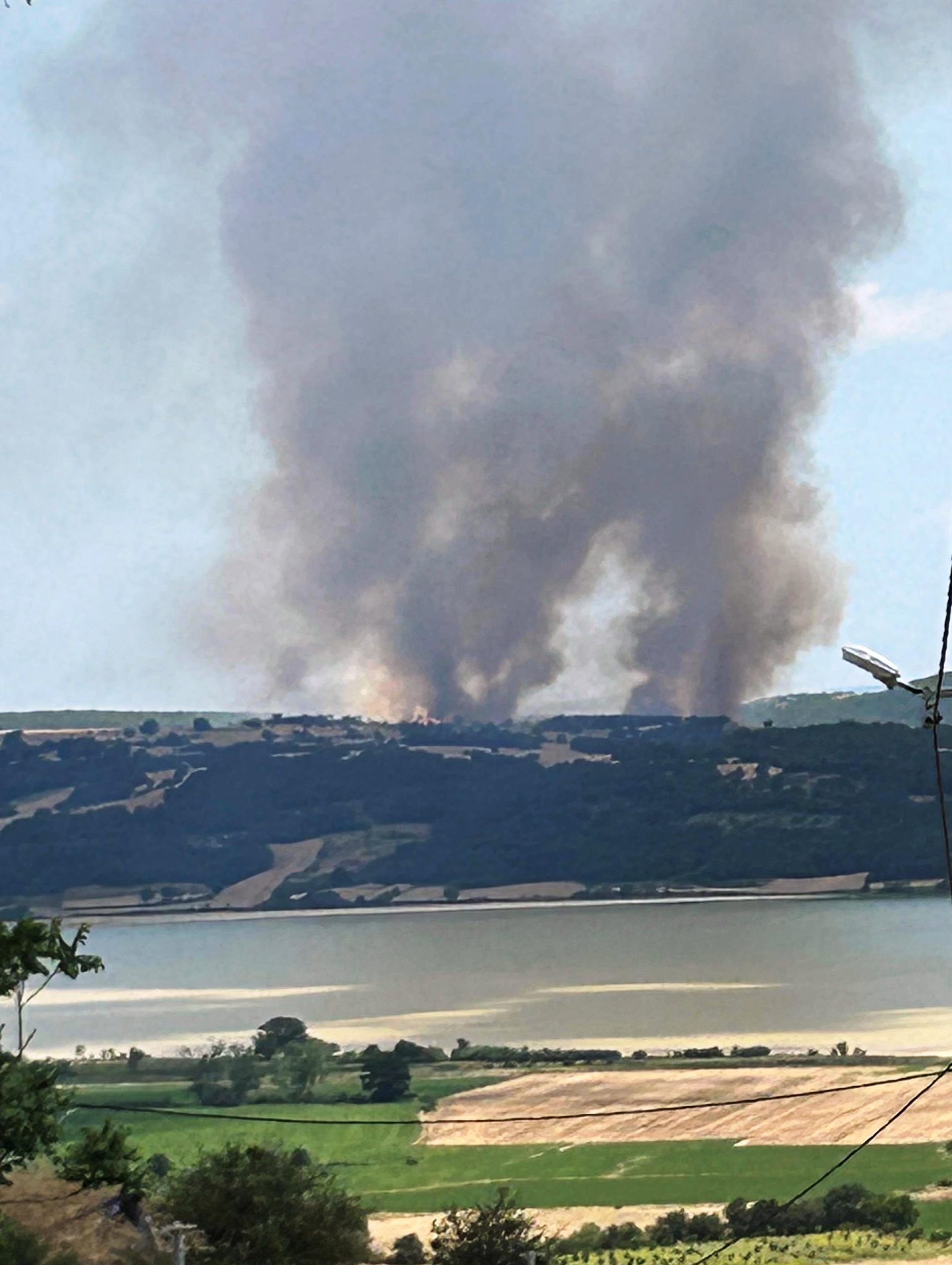 Saros’ta korkutan yangın!