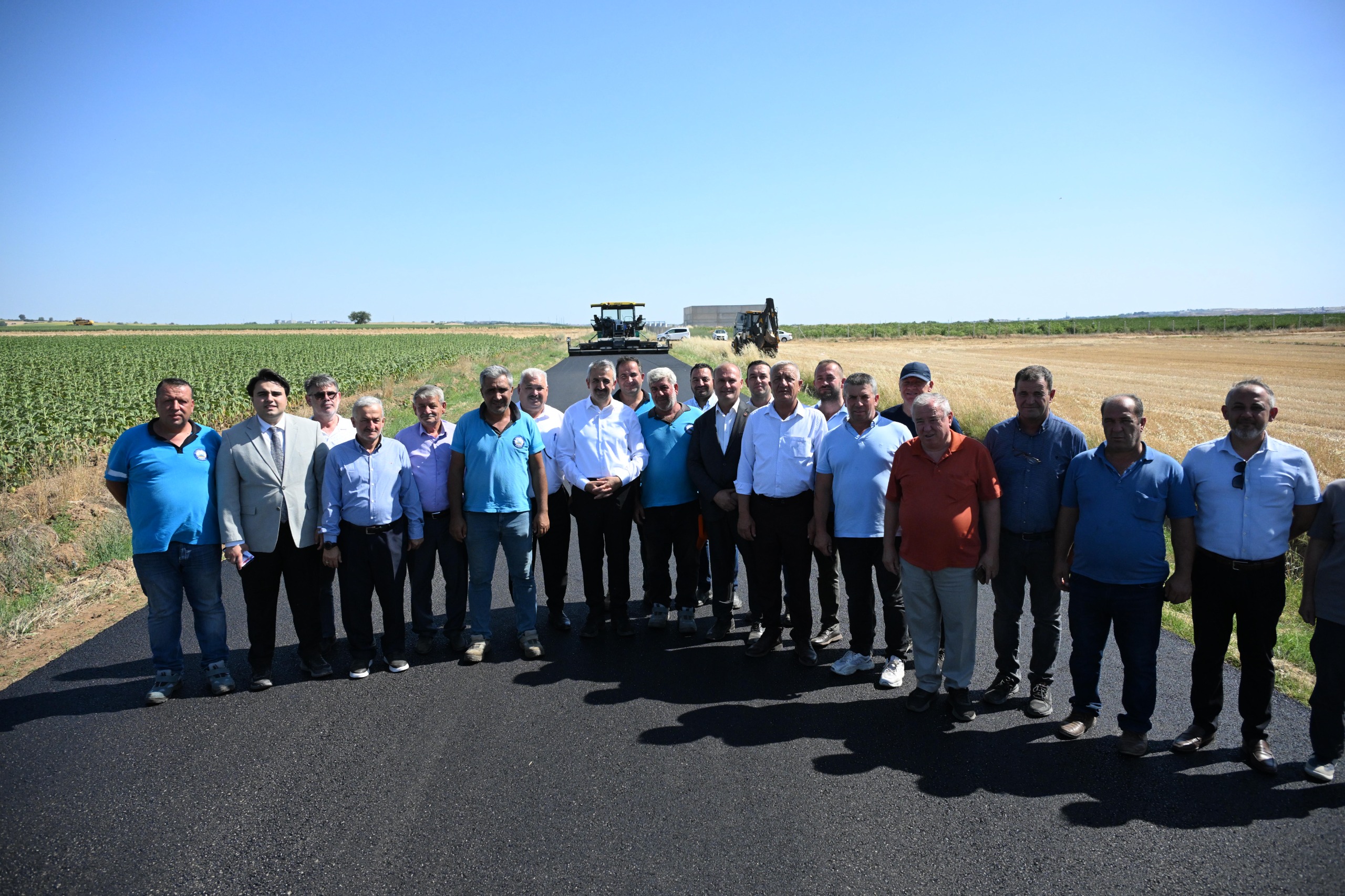 Edirne-Hamzabeyli yolunda asfalt mesaisi