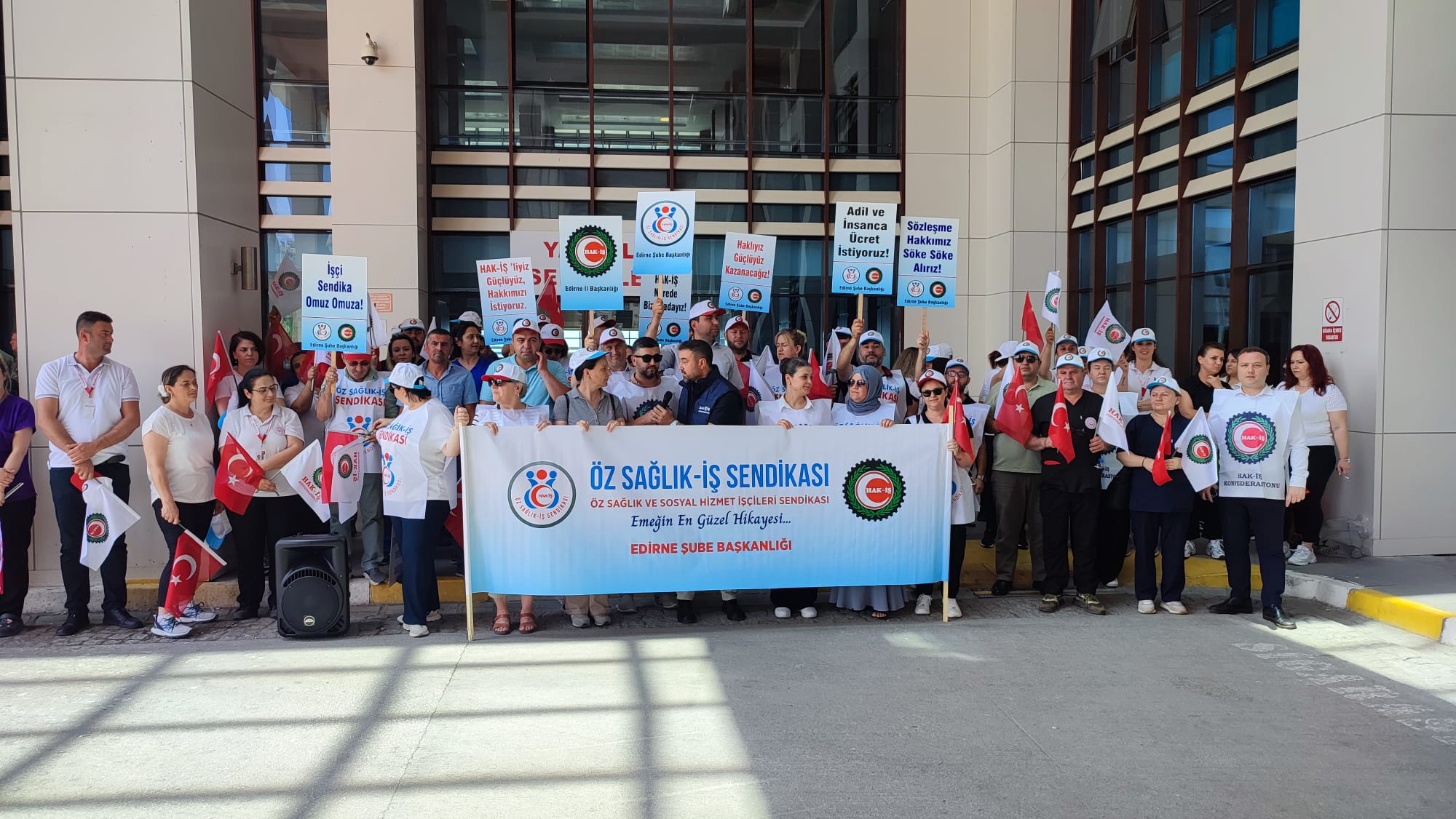 ‘Toplu sözleşmede kriz istemiyoruz’