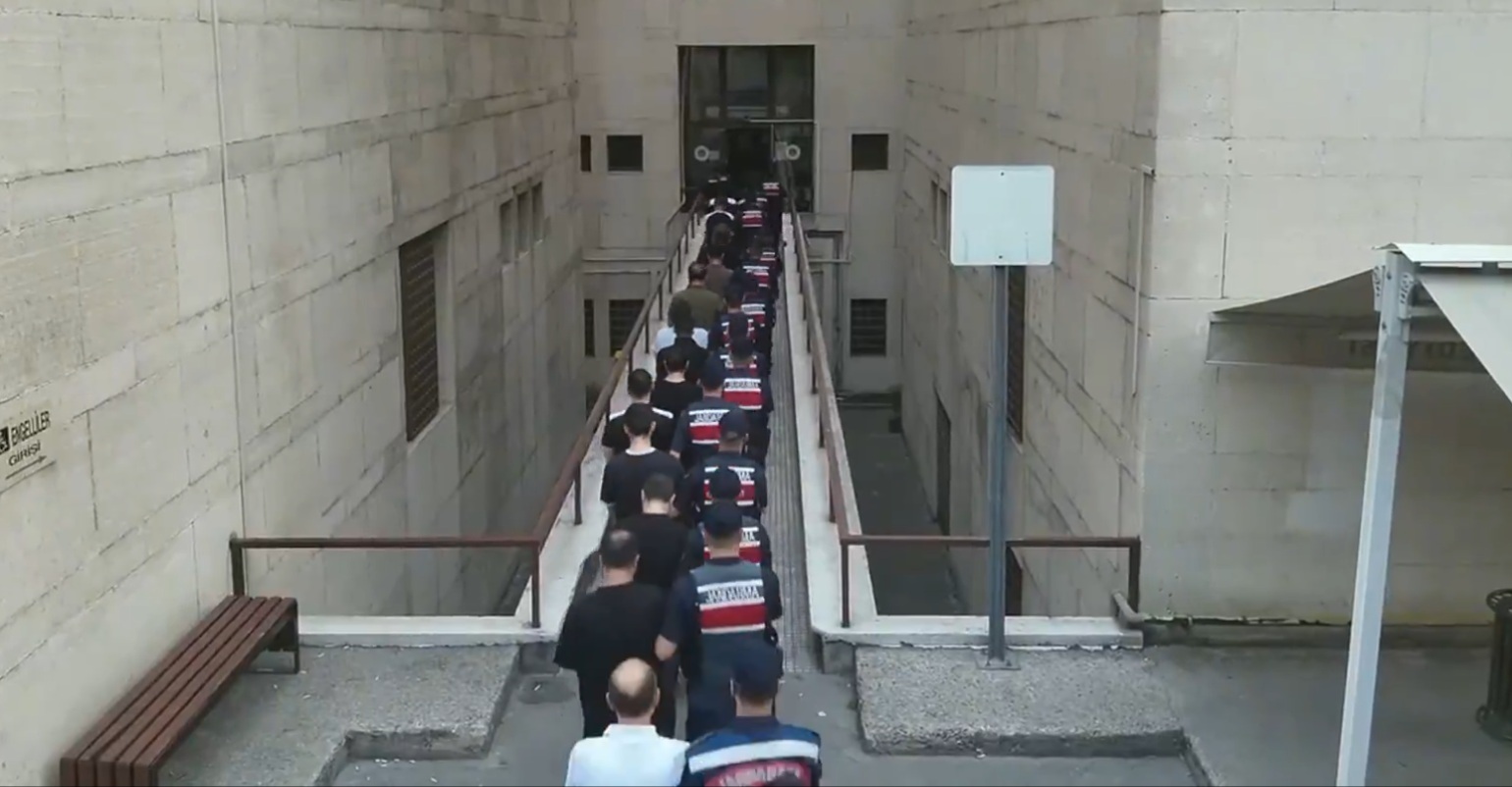 Edirne ve 16 ilde eş zamanlı baskın: 67 gözaltı