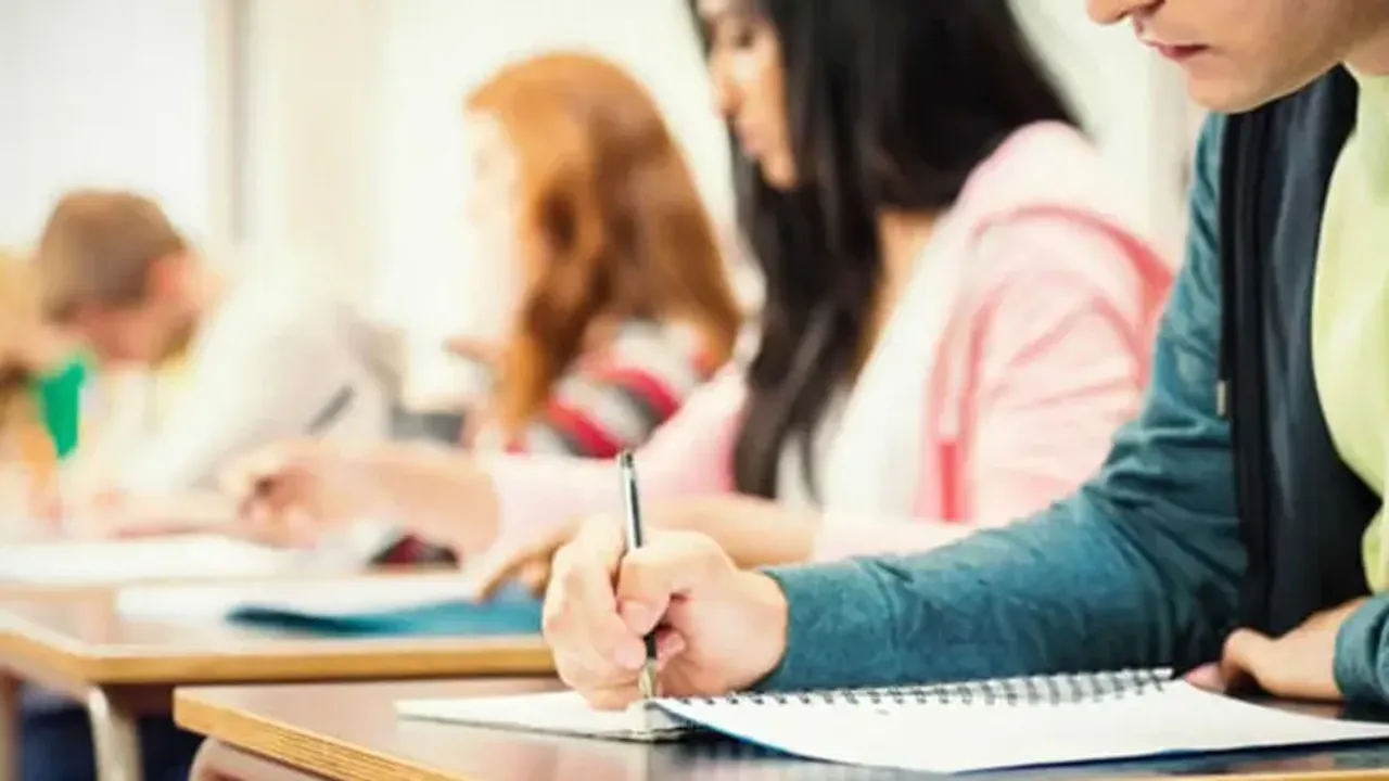 YKS maratonu başladı: 2,5 milyondan fazla aday TYT'de