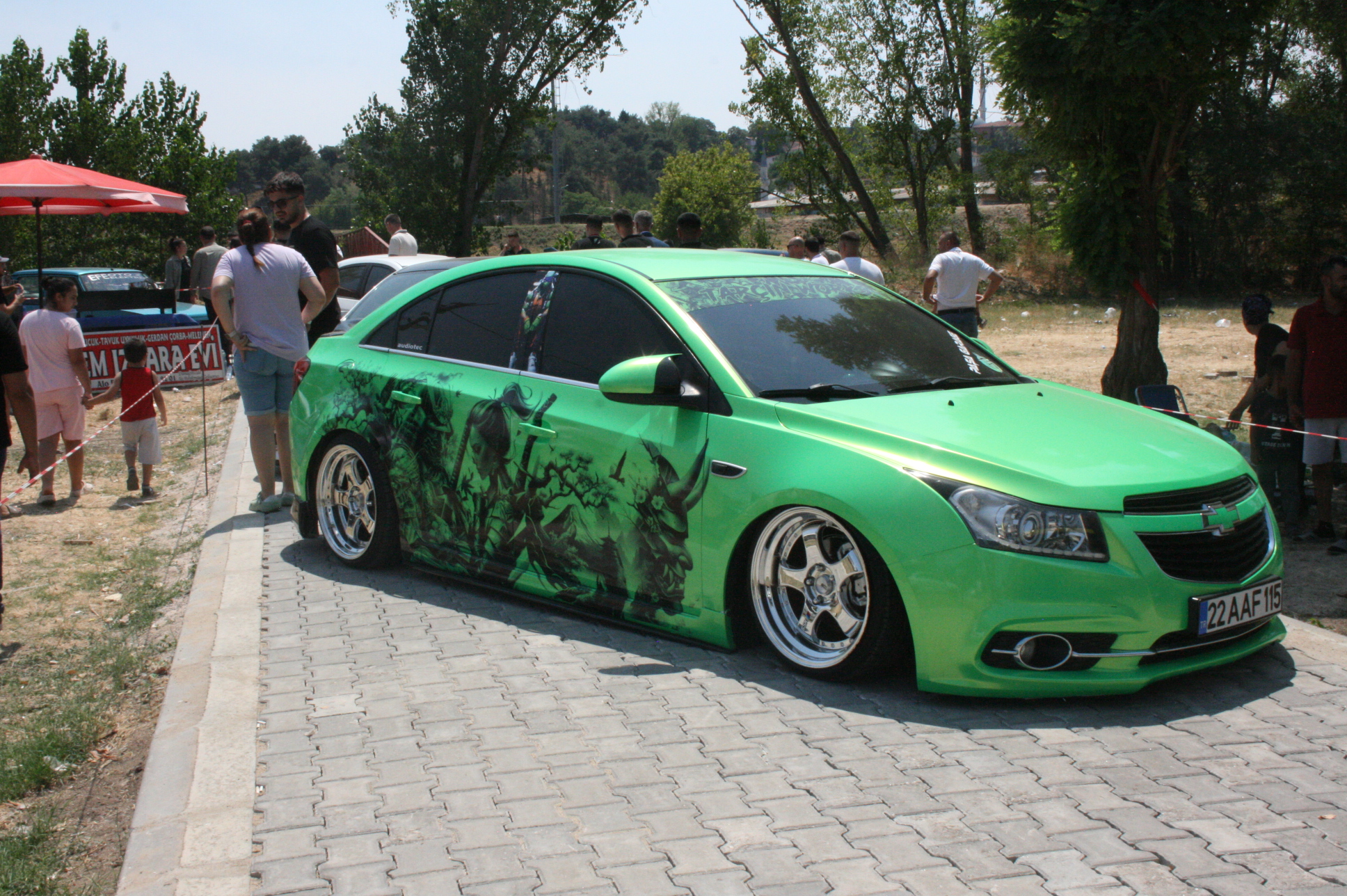 Modifiyeli araç tutkunları Edirne'de buluştu