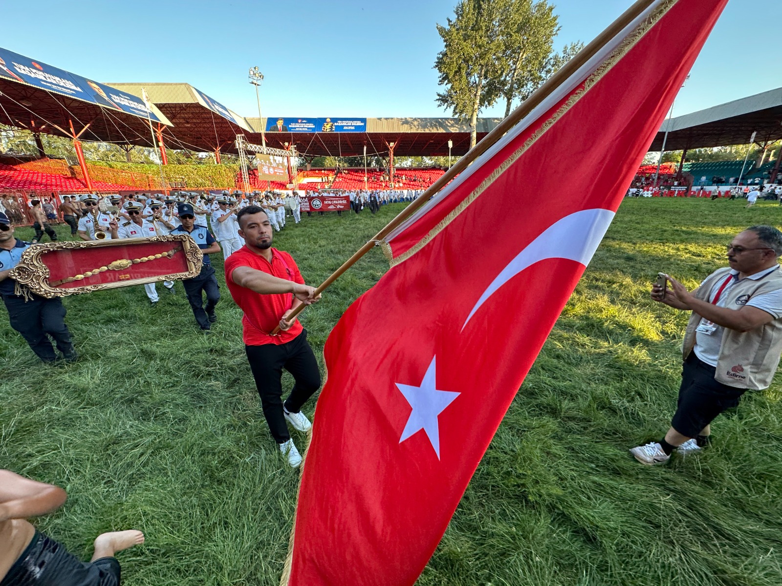 Efsane kaldığı yerden devam ediyor!