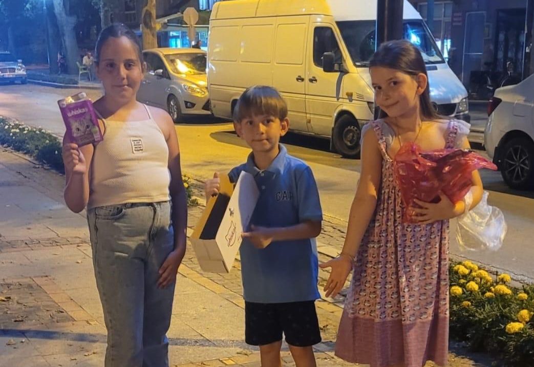 Yaşları küçük yürekleri büyük