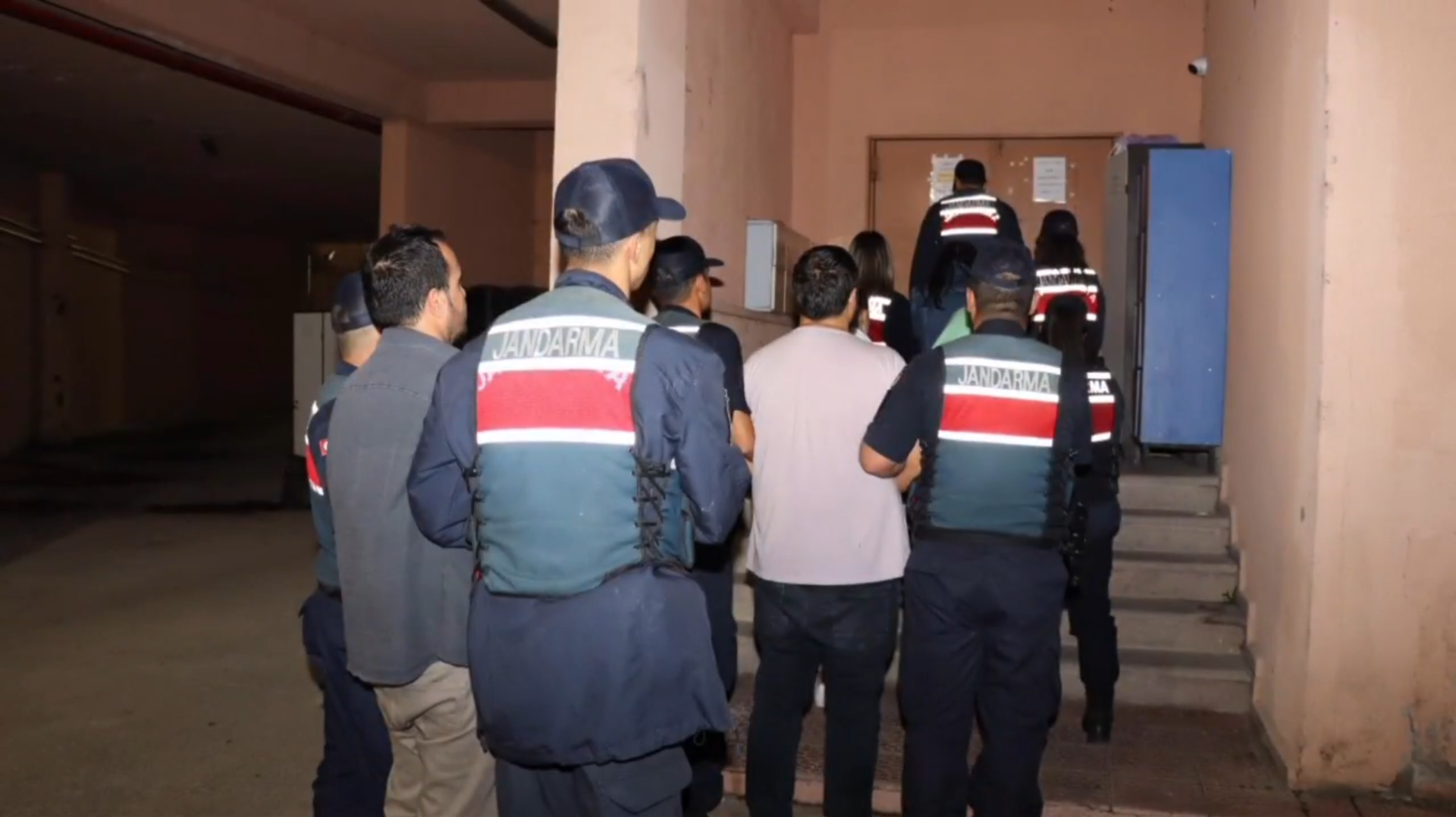 Edirne ve 29 ilde FETÖ operasyonu: 156 gözaltı