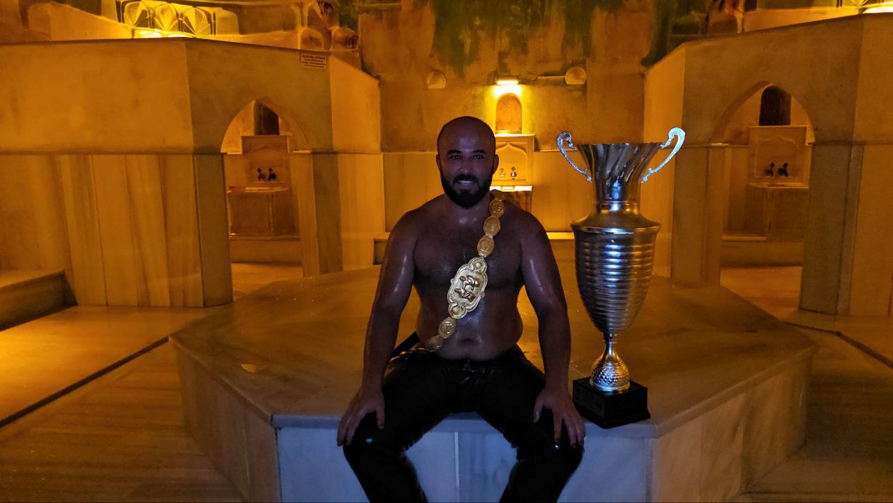 Okulu hamam geleneğini bozmadı