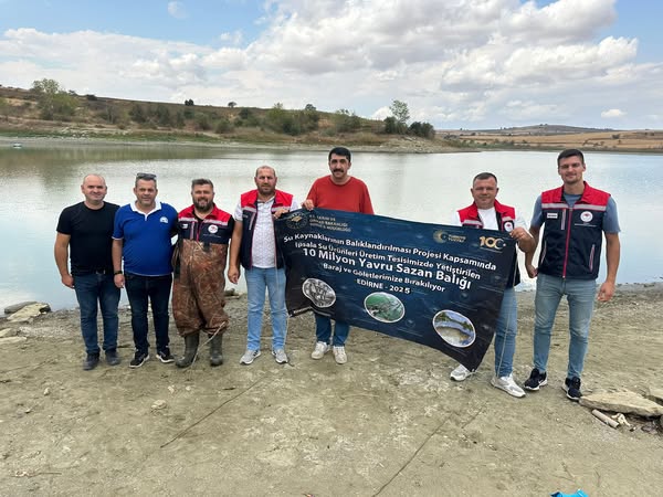 Edirne'den Tekirdağ'a 975 bin sazan yavrusu